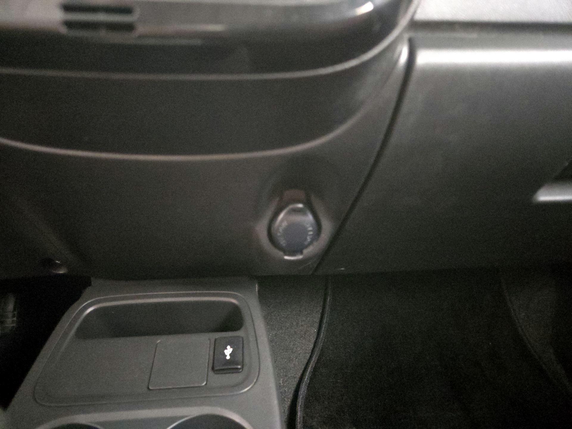 Thumbnail: 2021 Mitsubishi Mirage - 18