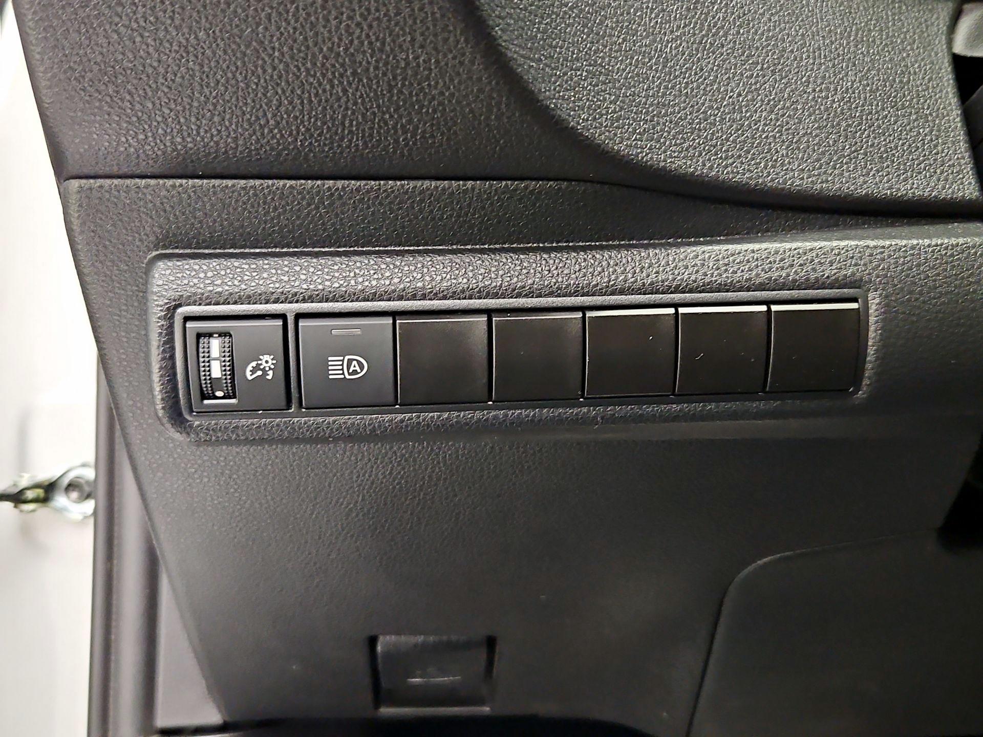 Thumbnail: 2024 Toyota Corolla - 13