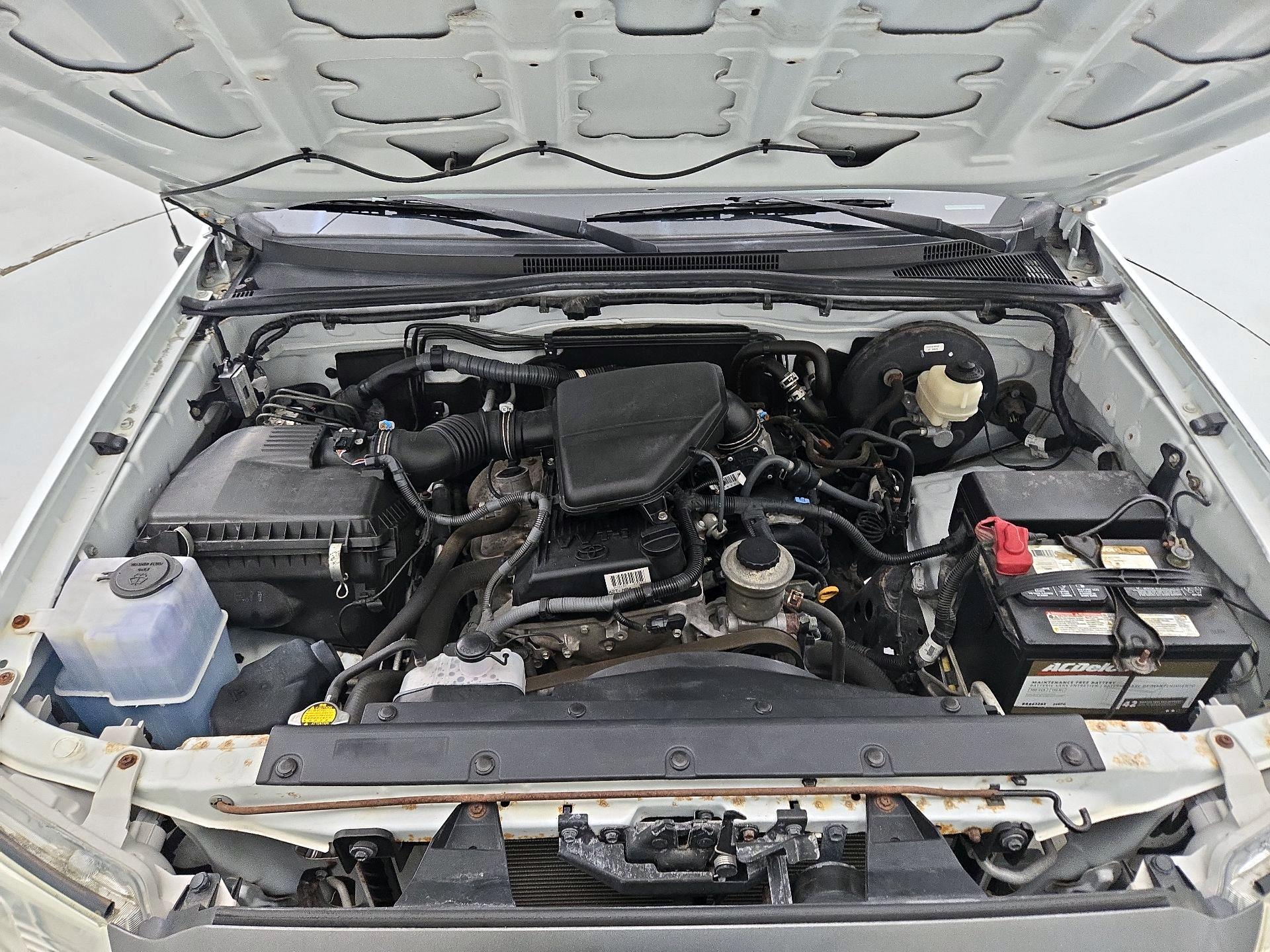 Thumbnail: 2014 Toyota Tacoma - 19