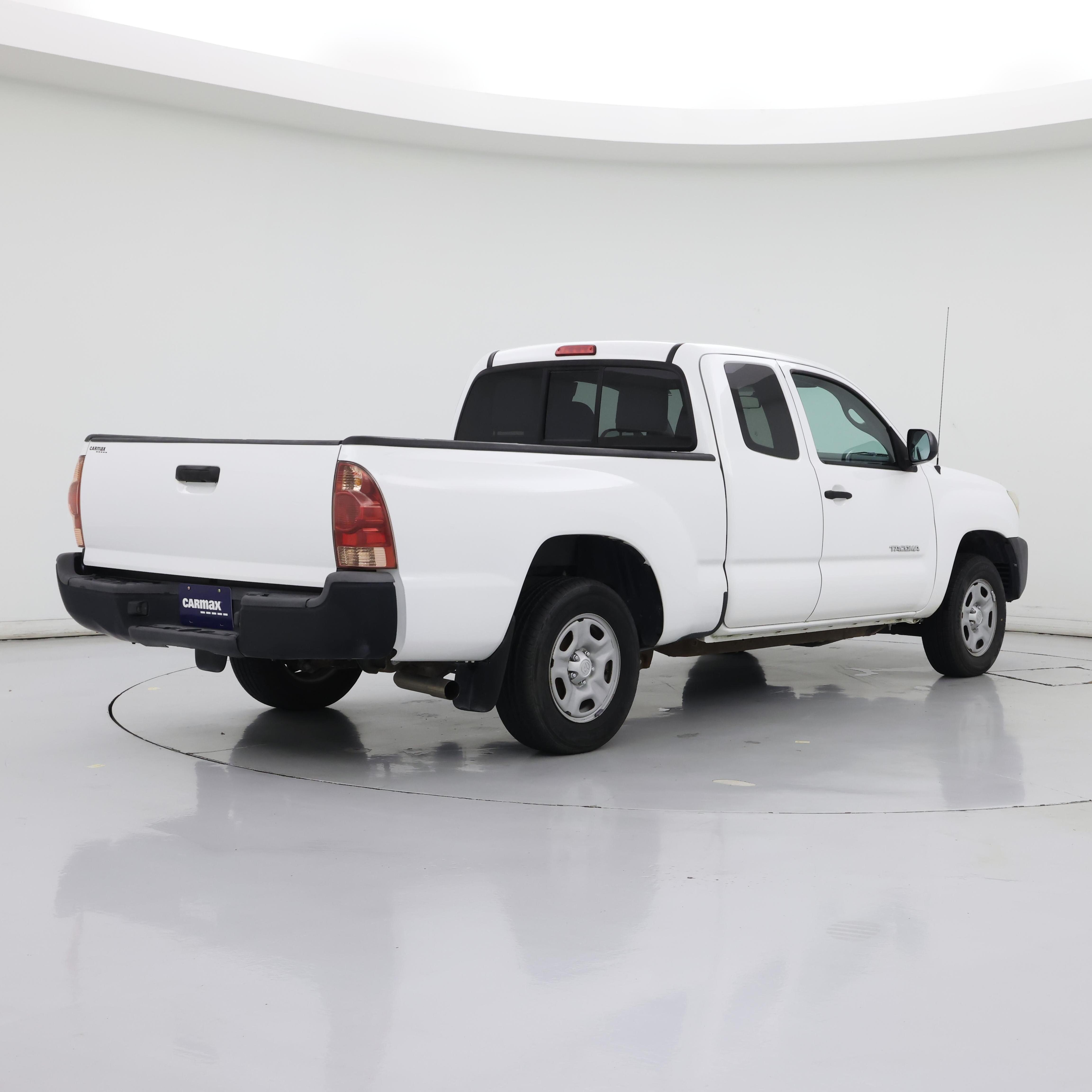 Thumbnail: 2014 Toyota Tacoma - 8