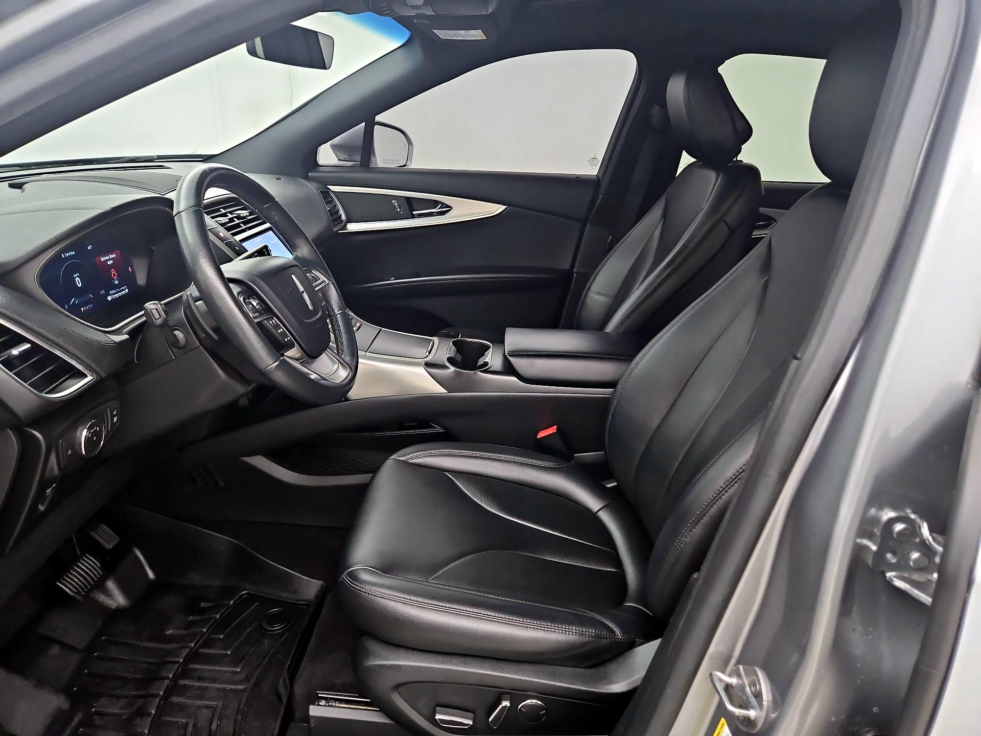 Thumbnail: 2020 Lincoln Nautilus - 11