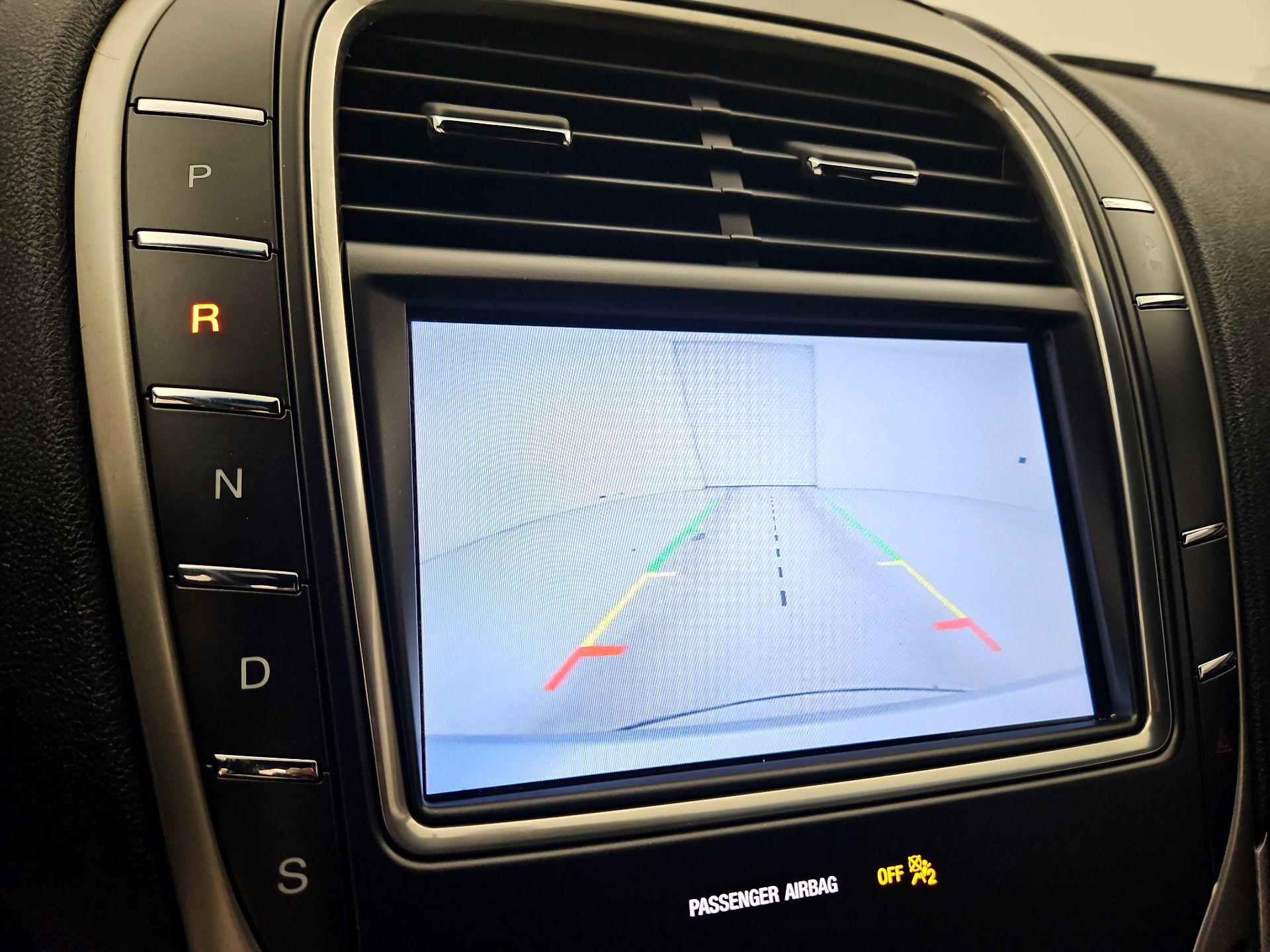 Thumbnail: 2020 Lincoln Nautilus - 14