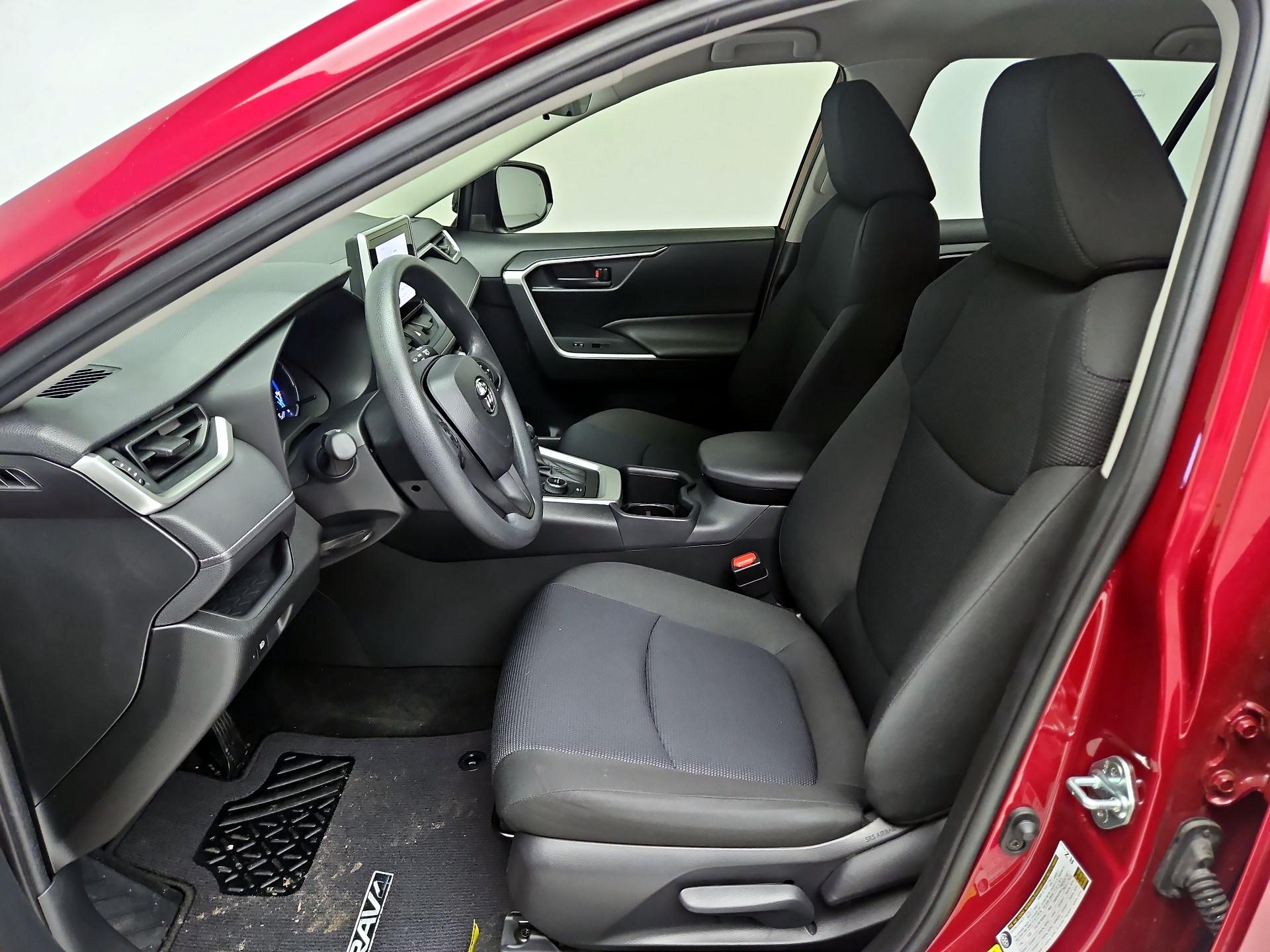 Thumbnail: 2023 Toyota RAV4 - 11