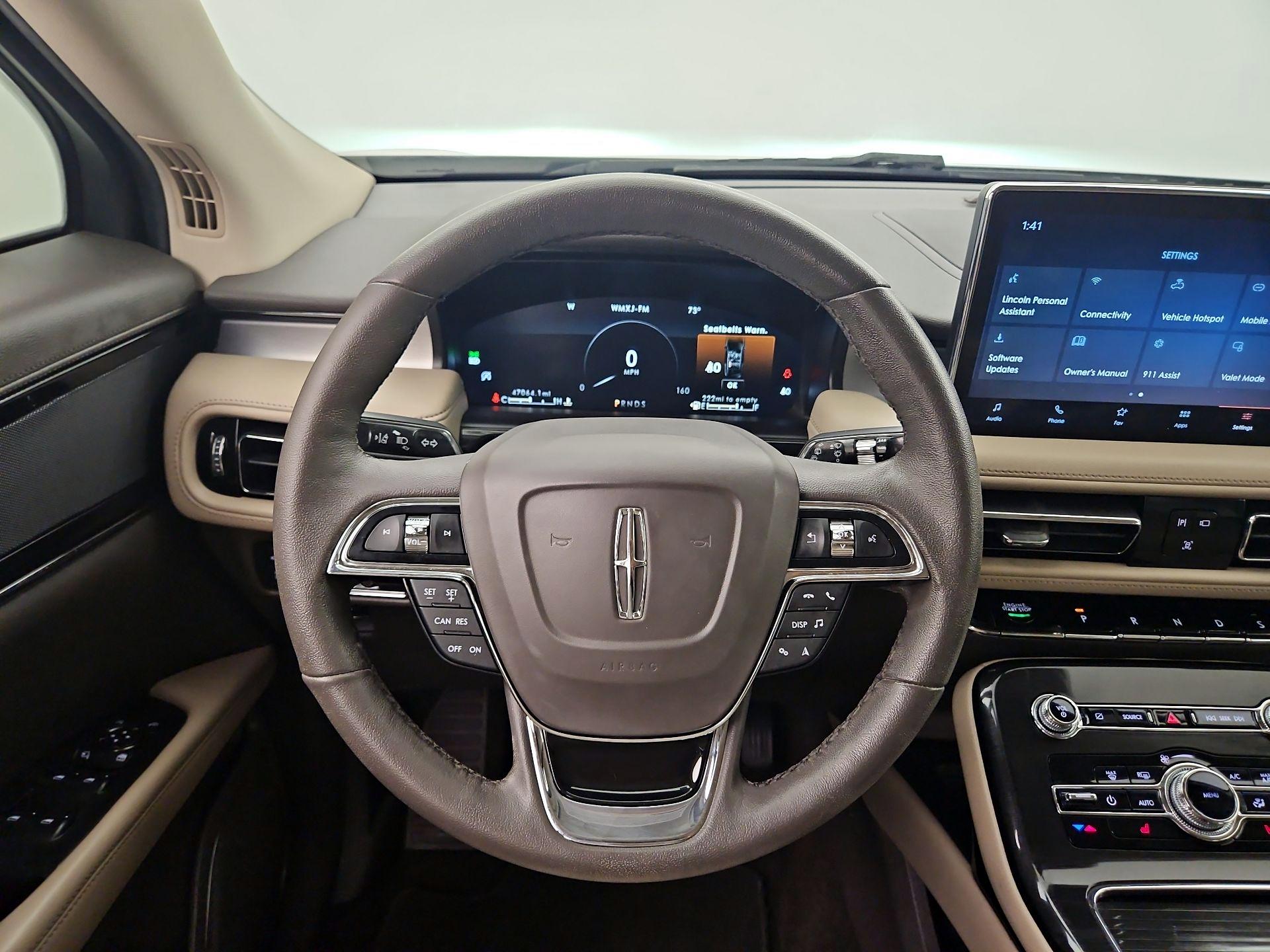 Thumbnail: 2022 Lincoln Nautilus - 10