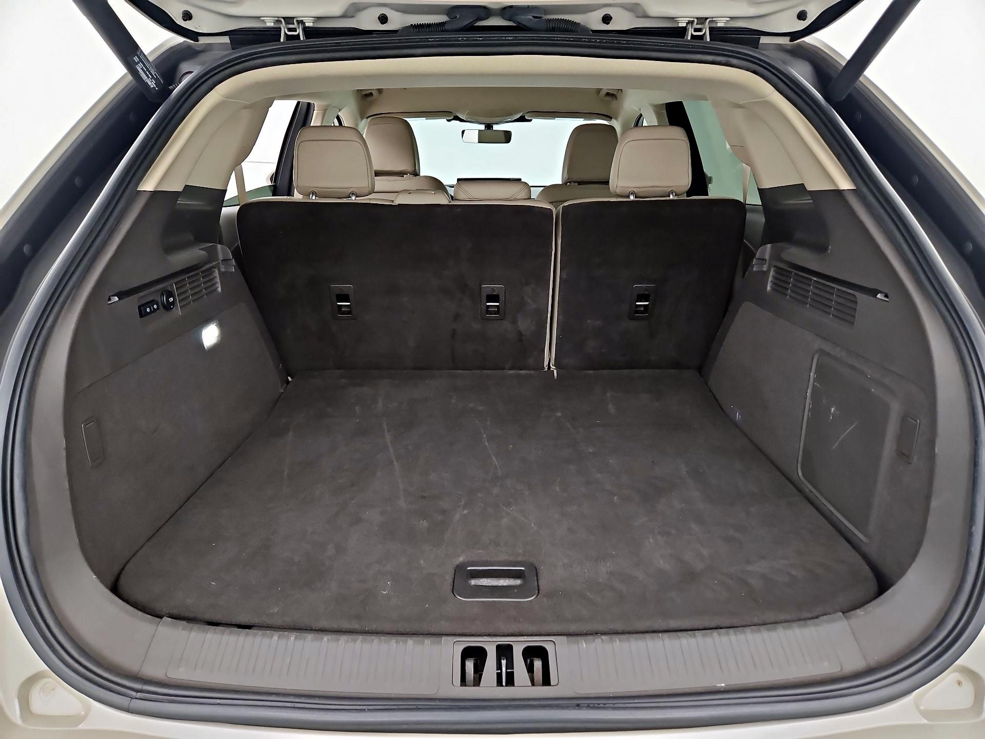 Thumbnail: 2022 Lincoln Nautilus - 20