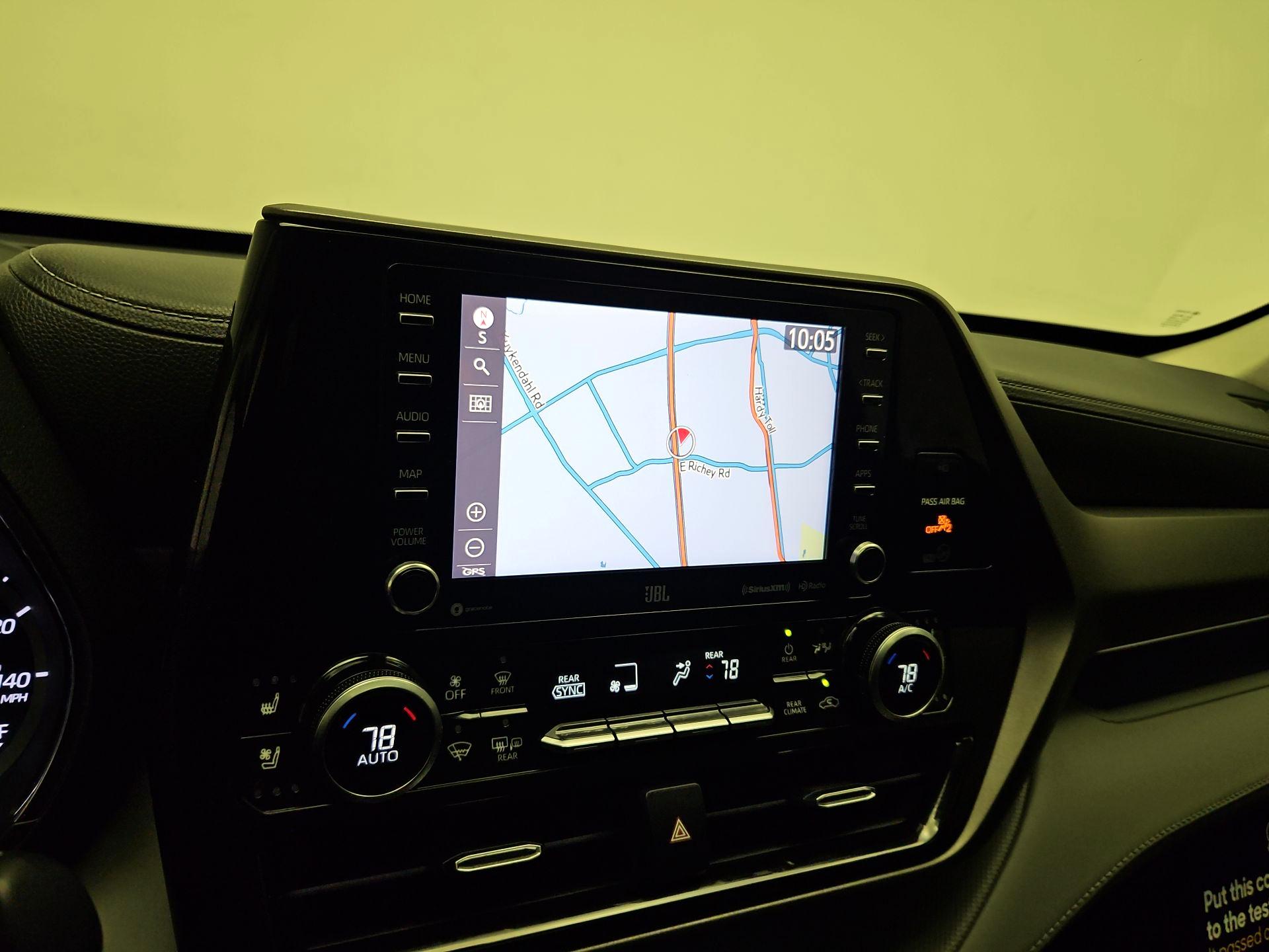 Thumbnail: 2020 Toyota Highlander - 14