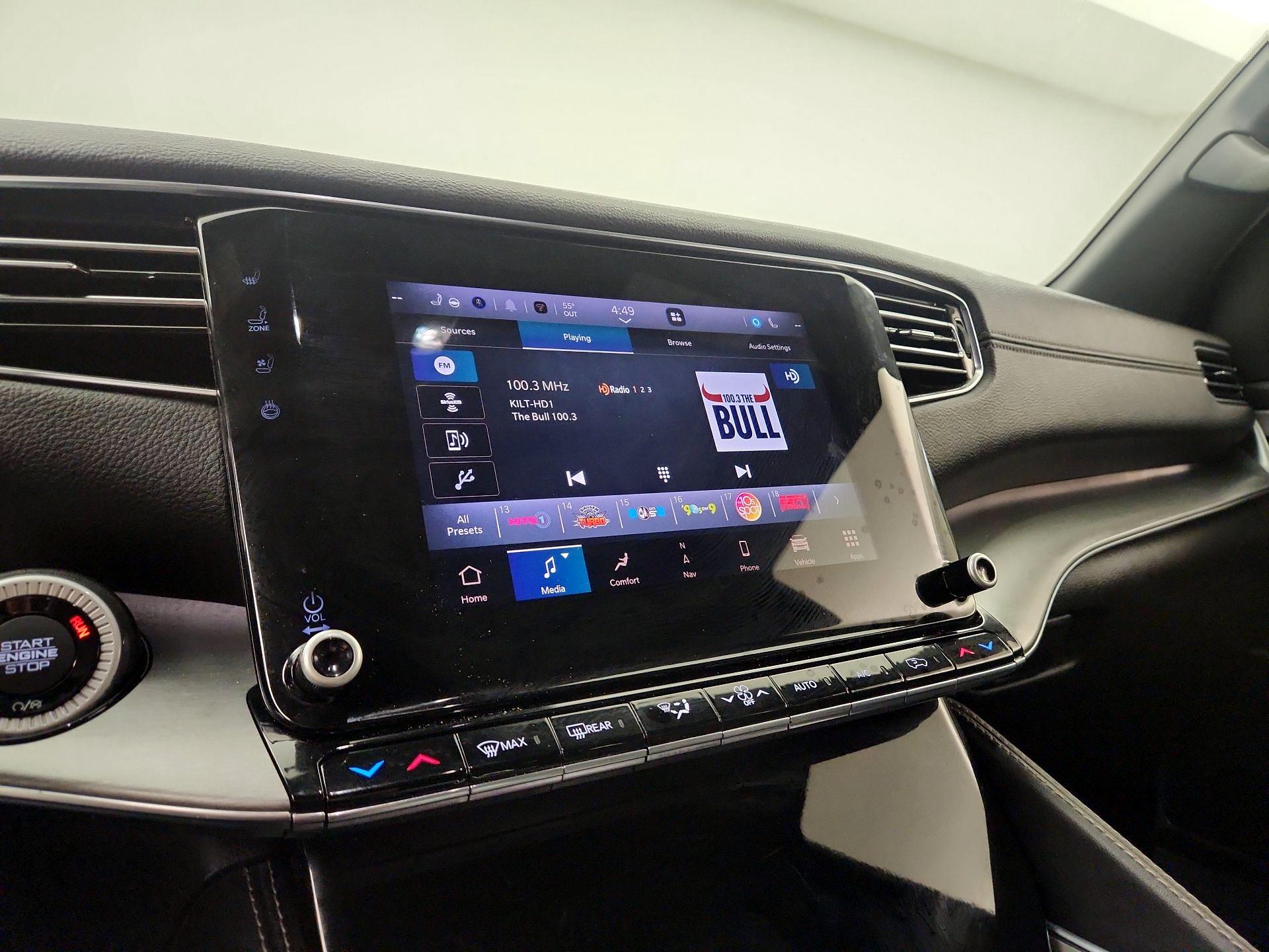 Thumbnail: 2023 Jeep Wagoneer - 13