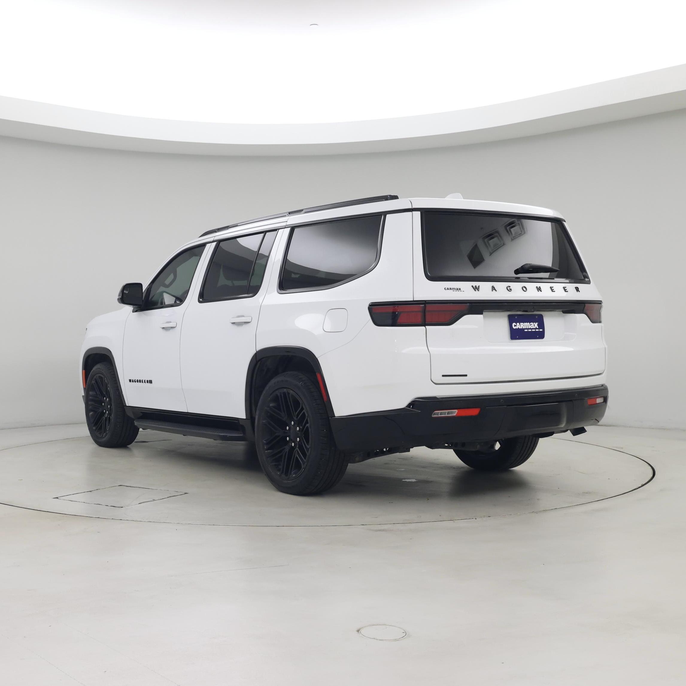 Thumbnail: 2023 Jeep Wagoneer - 2