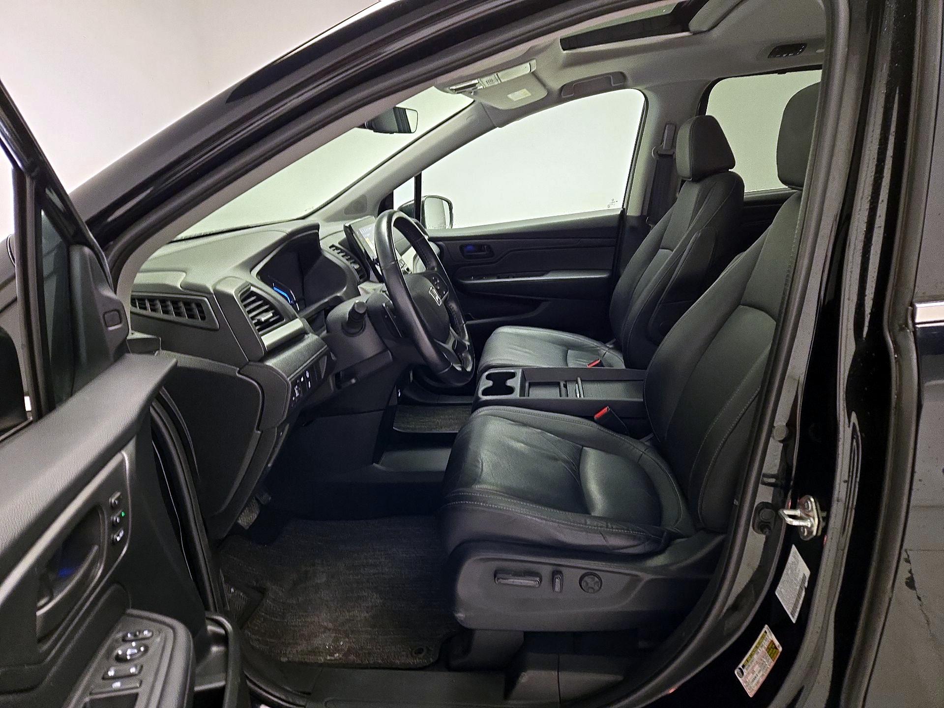 Thumbnail: 2022 Honda Odyssey - 11