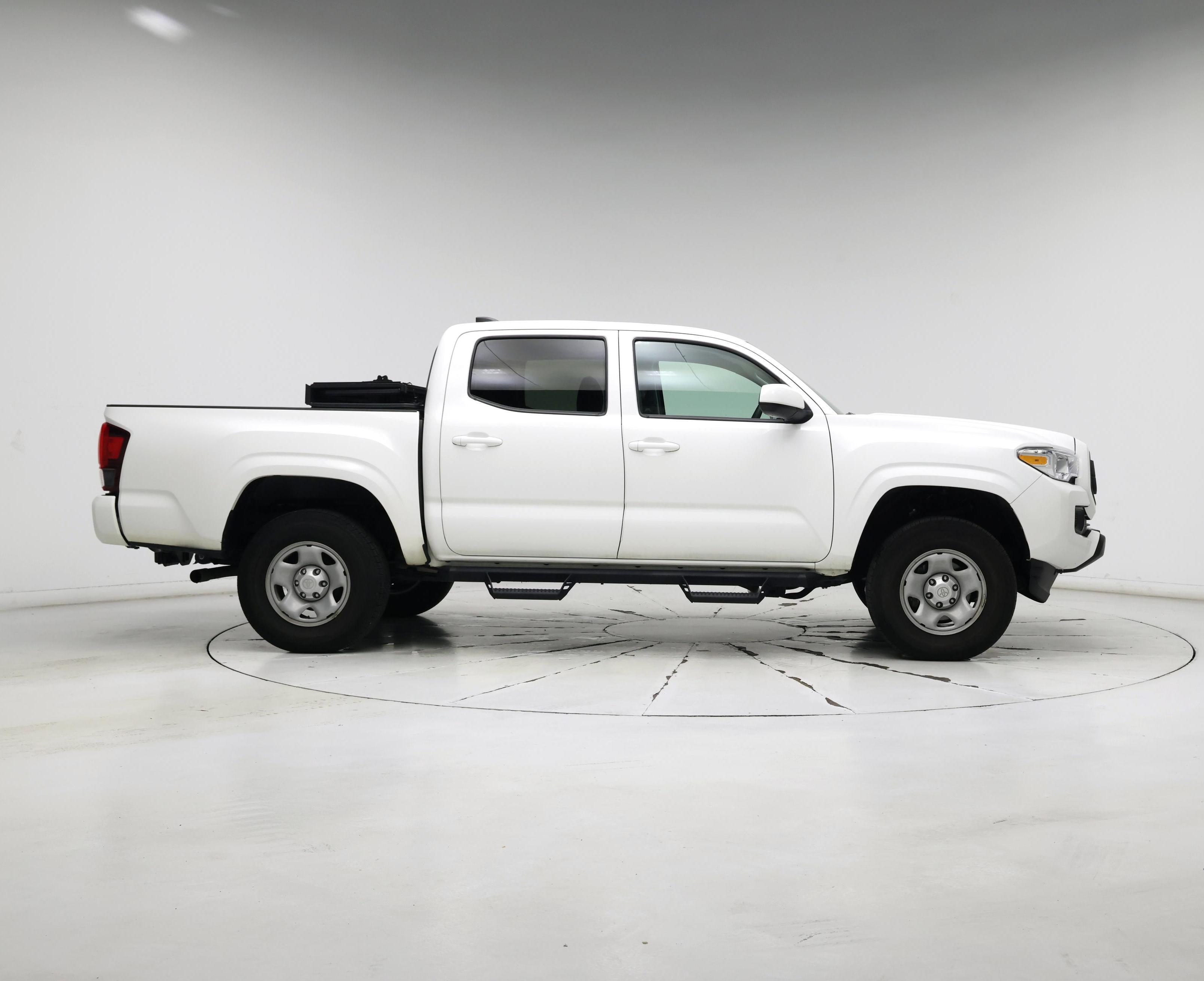 Thumbnail: 2023 Toyota Tacoma - 7