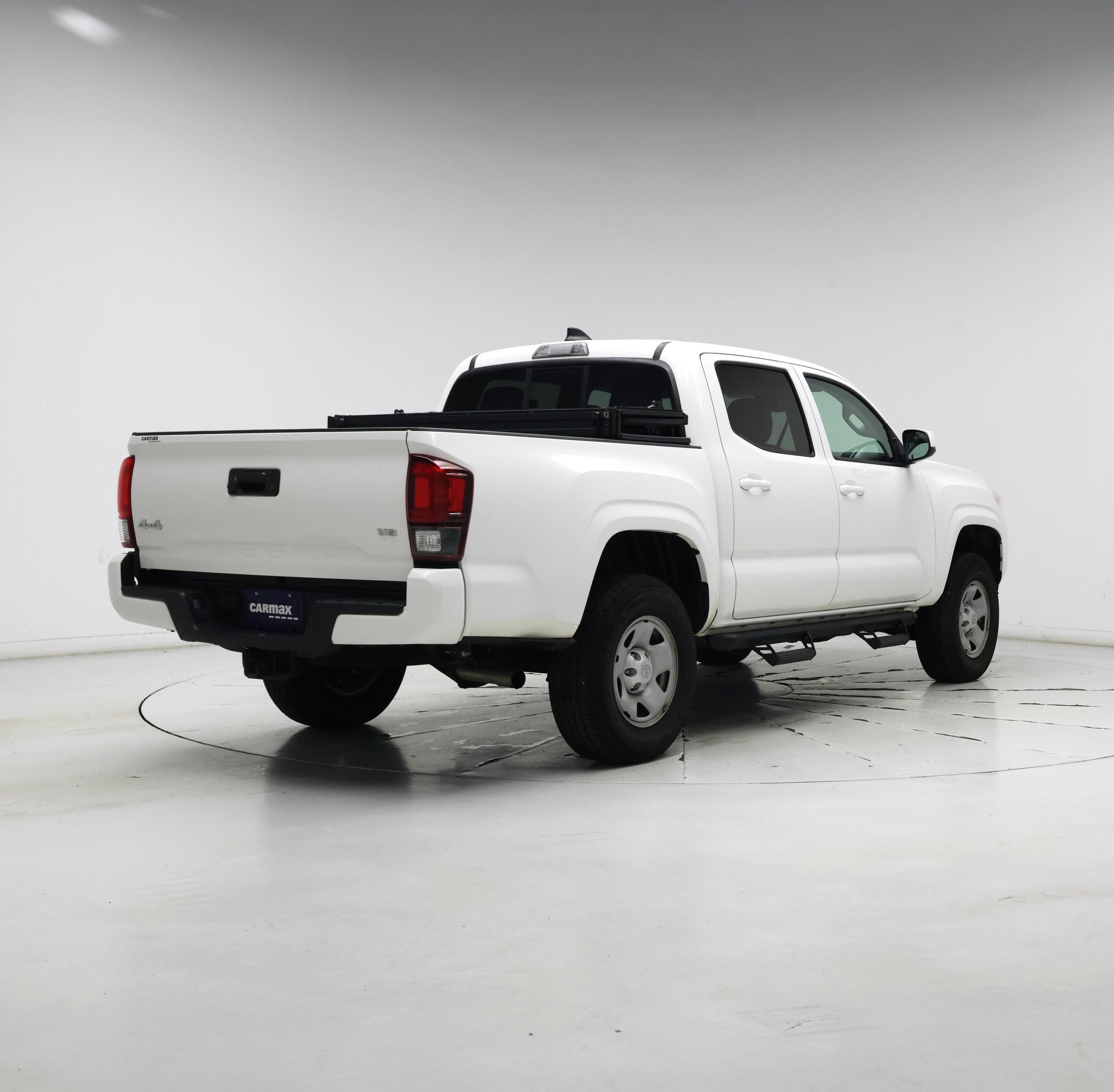 Thumbnail: 2023 Toyota Tacoma - 8