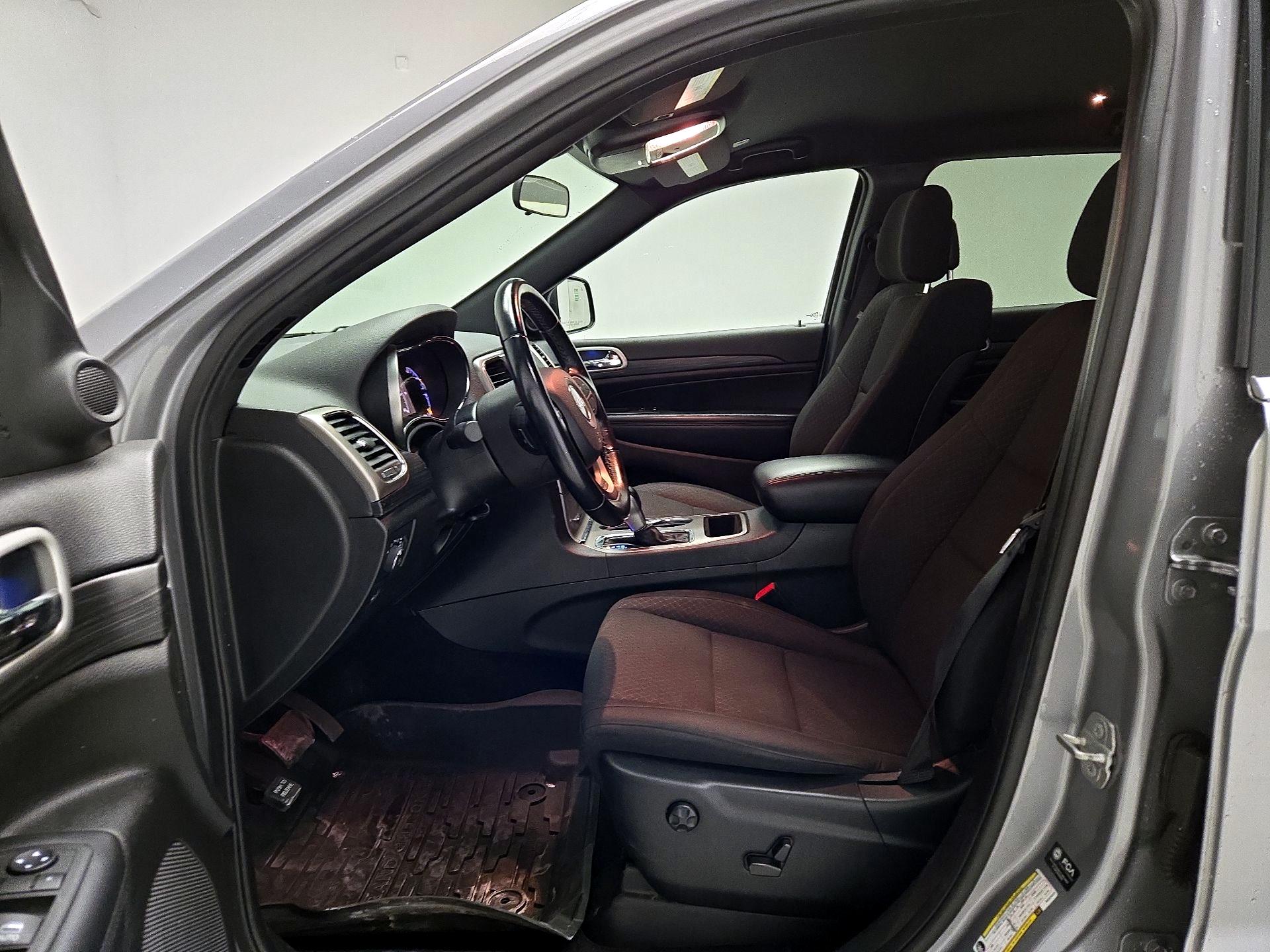 Thumbnail: 2021 Jeep Grand Cherokee - 11