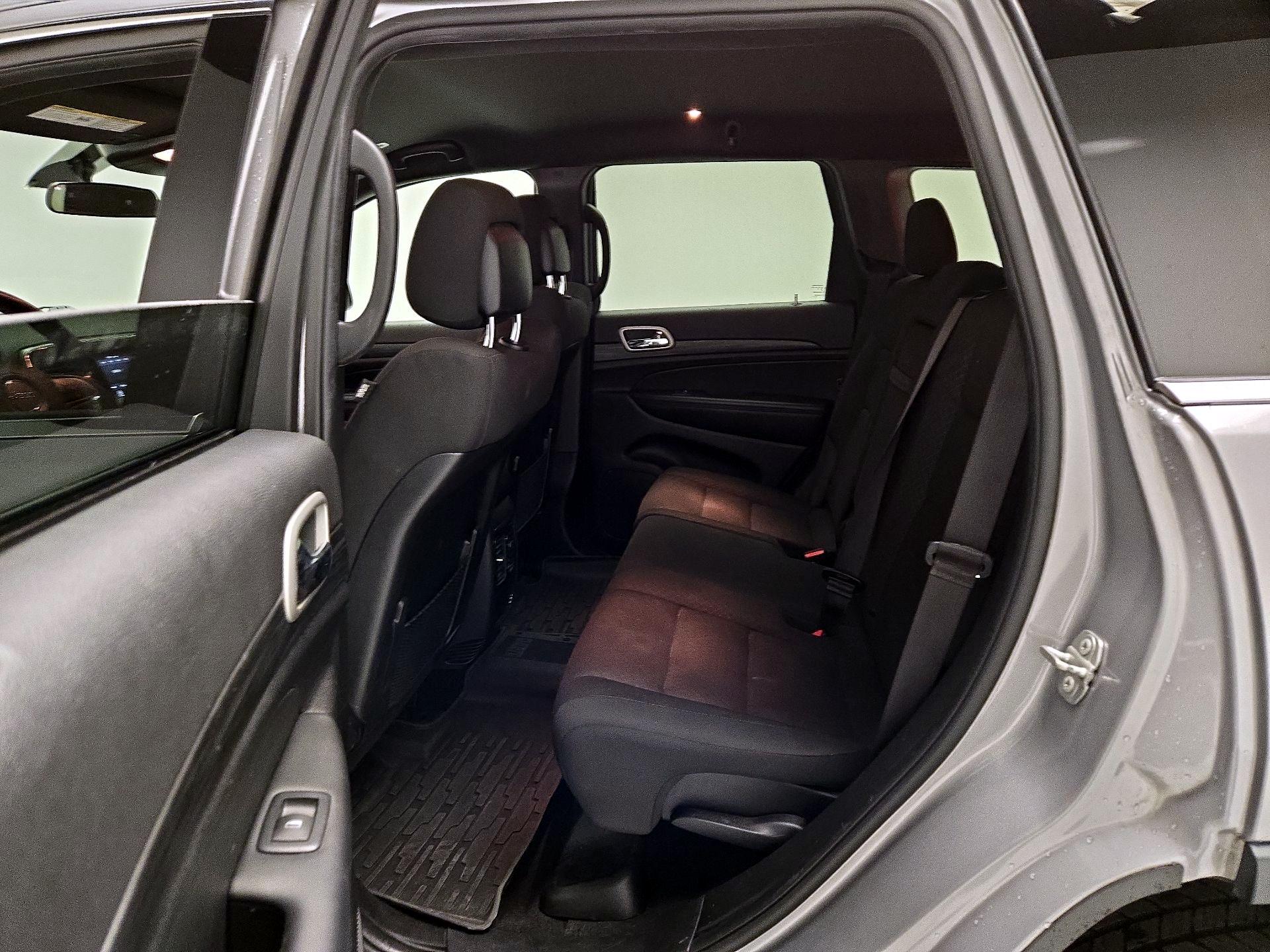 Thumbnail: 2021 Jeep Grand Cherokee - 19