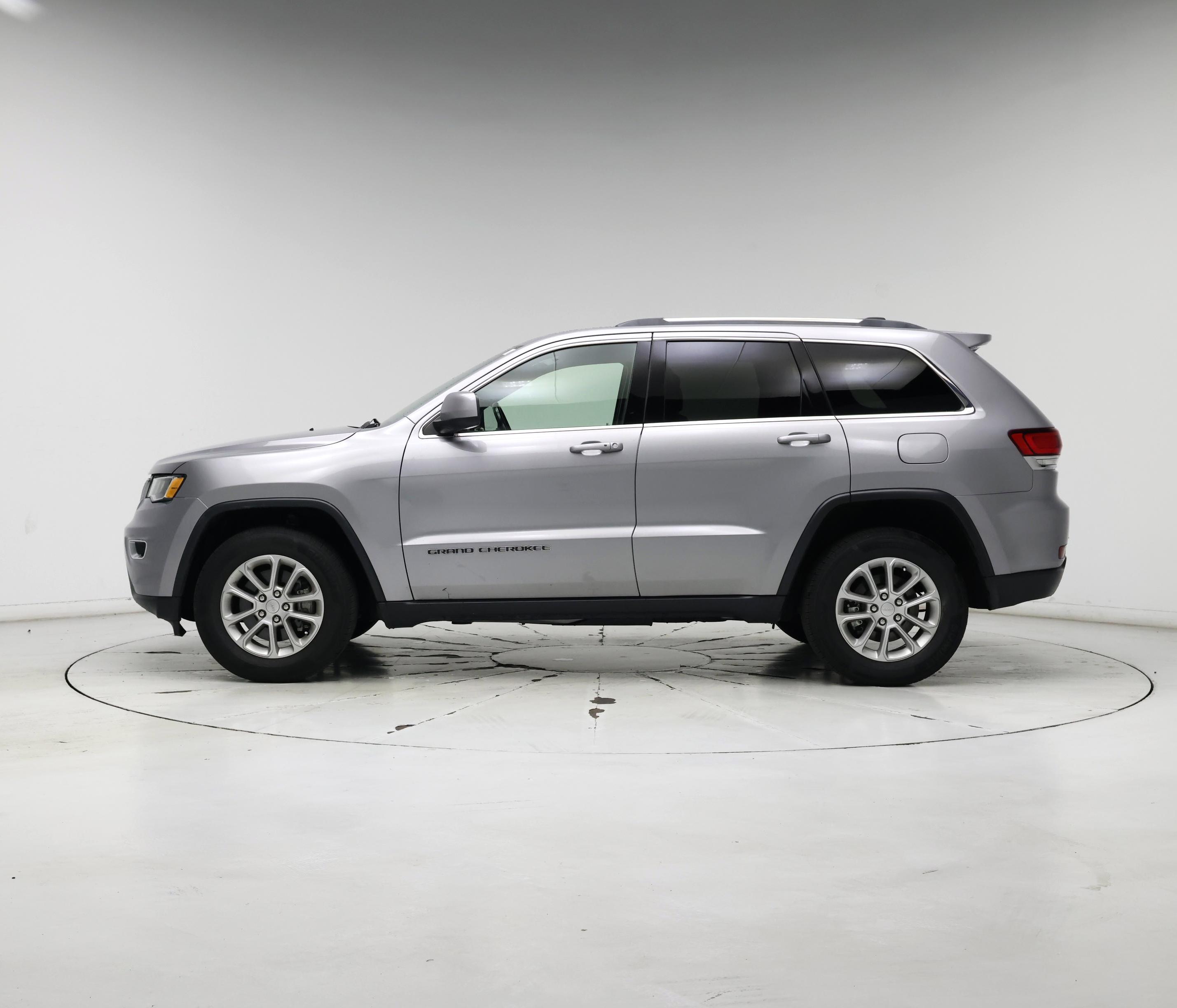 Thumbnail: 2021 Jeep Grand Cherokee - 3
