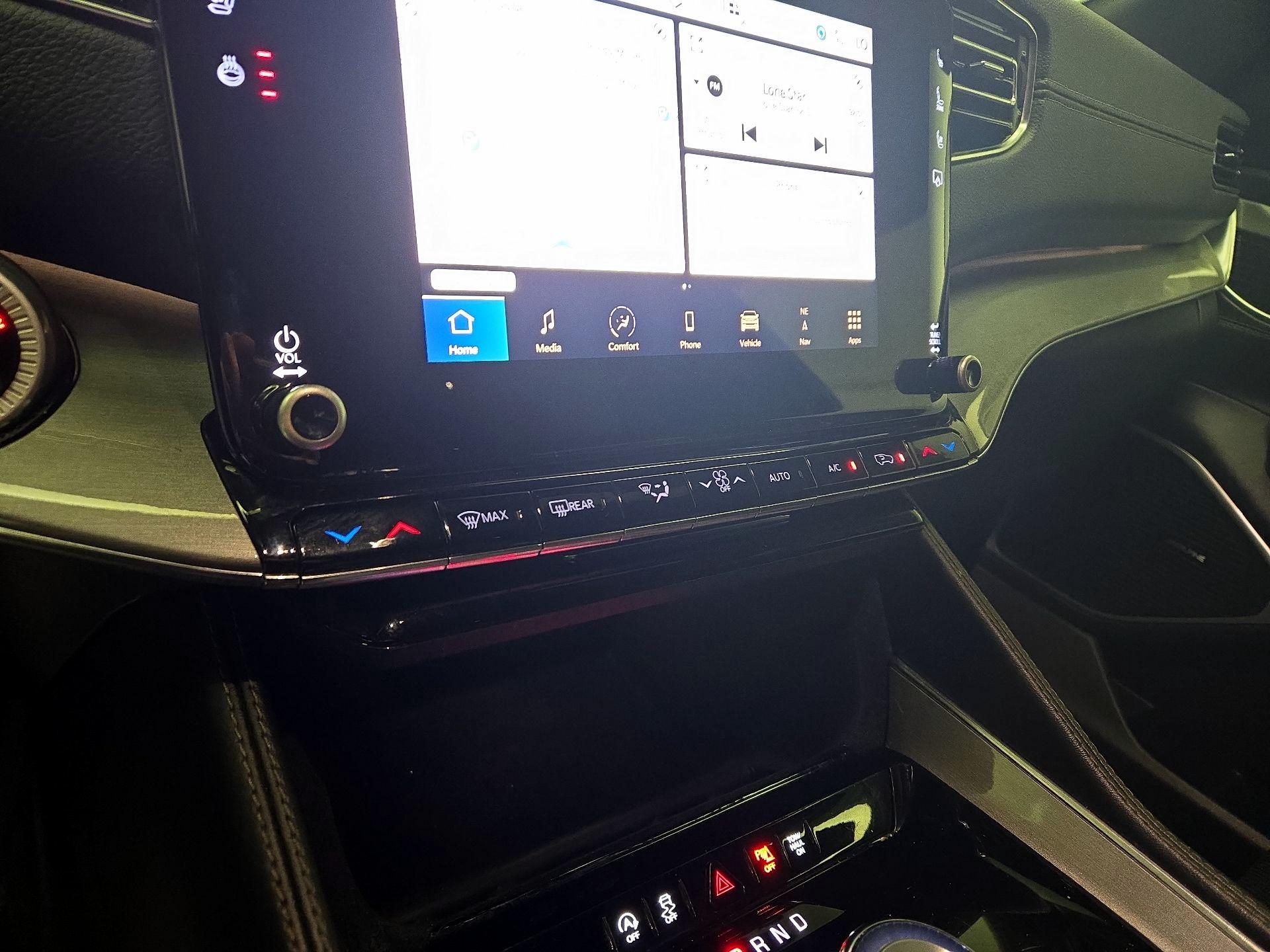 Thumbnail: 2022 Jeep Wagoneer - 16