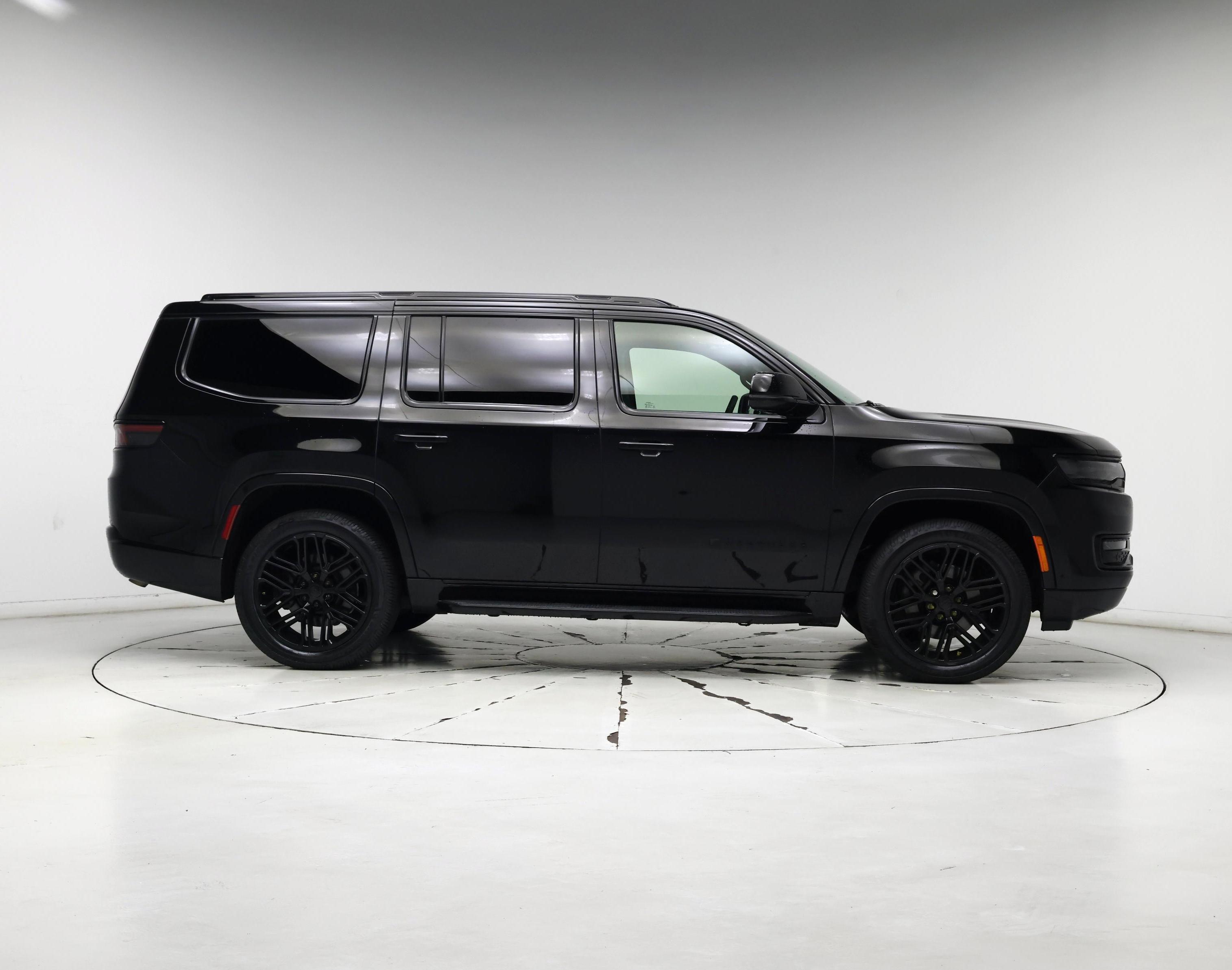 Thumbnail: 2022 Jeep Wagoneer - 7