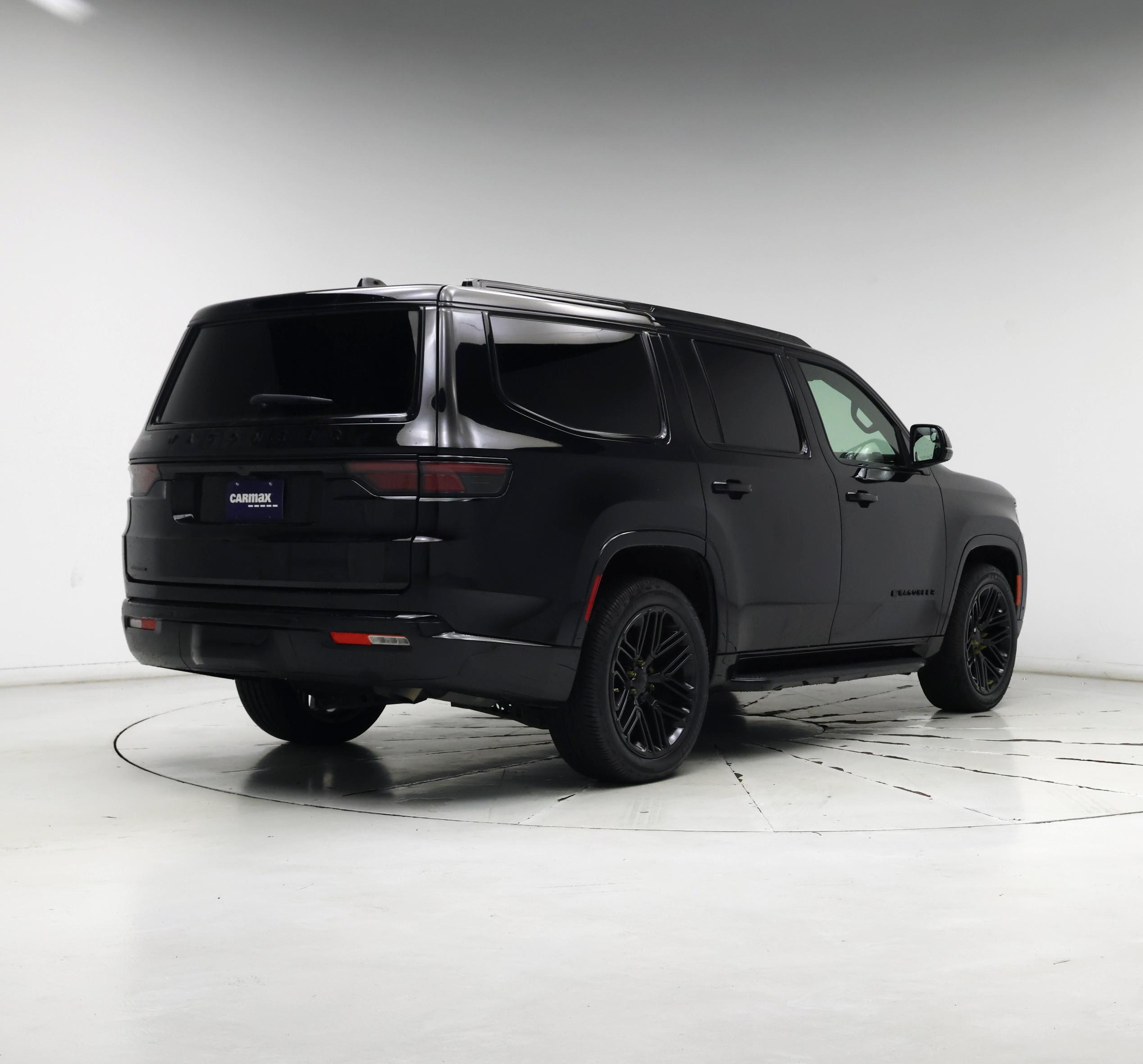 Thumbnail: 2022 Jeep Wagoneer - 8