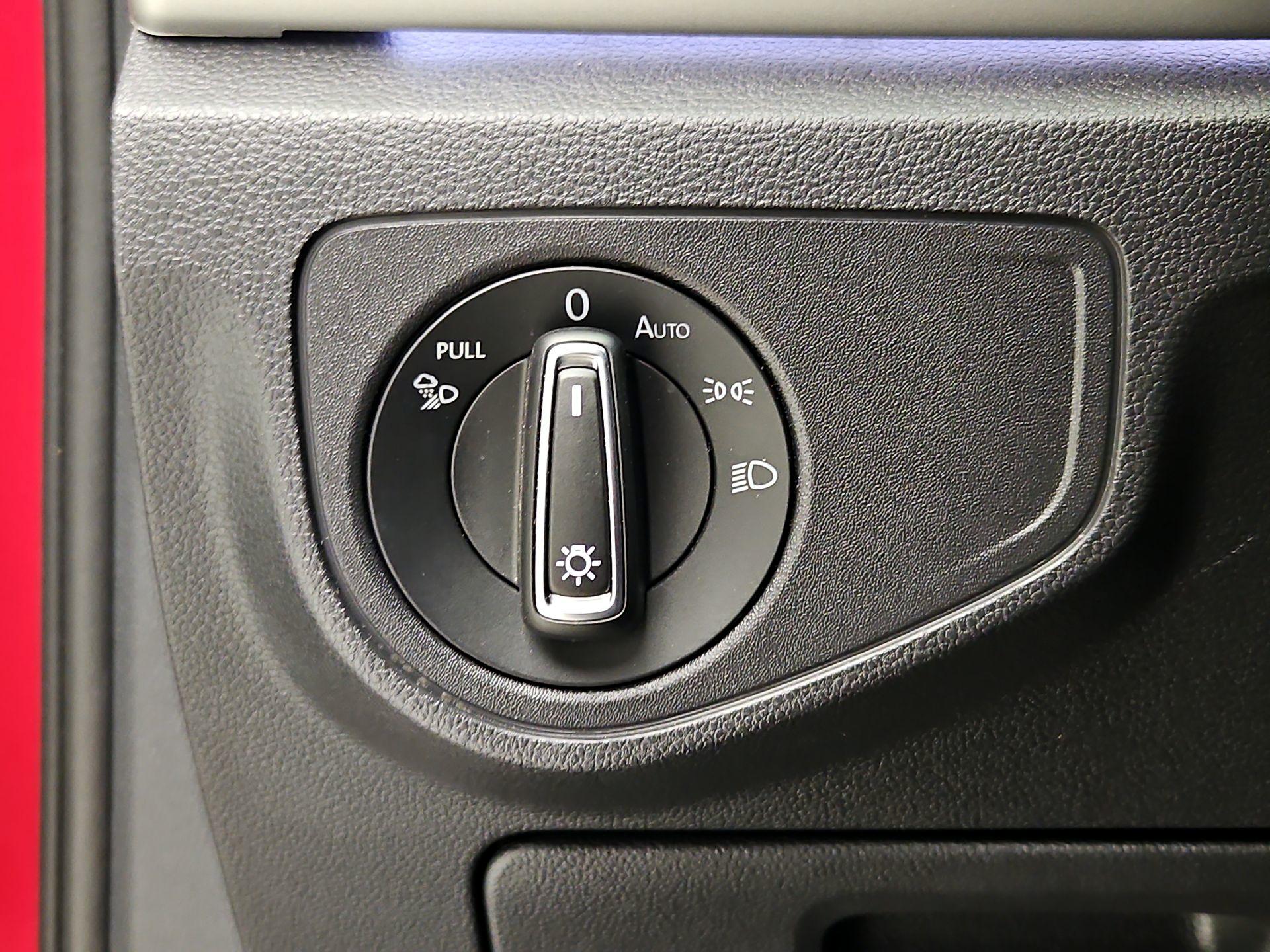 Thumbnail: 2022 Volkswagen Atlas - 13