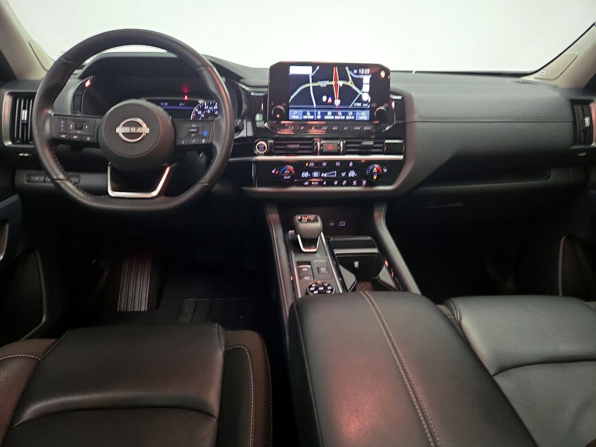 Thumbnail: 2023 Nissan Pathfinder - 9