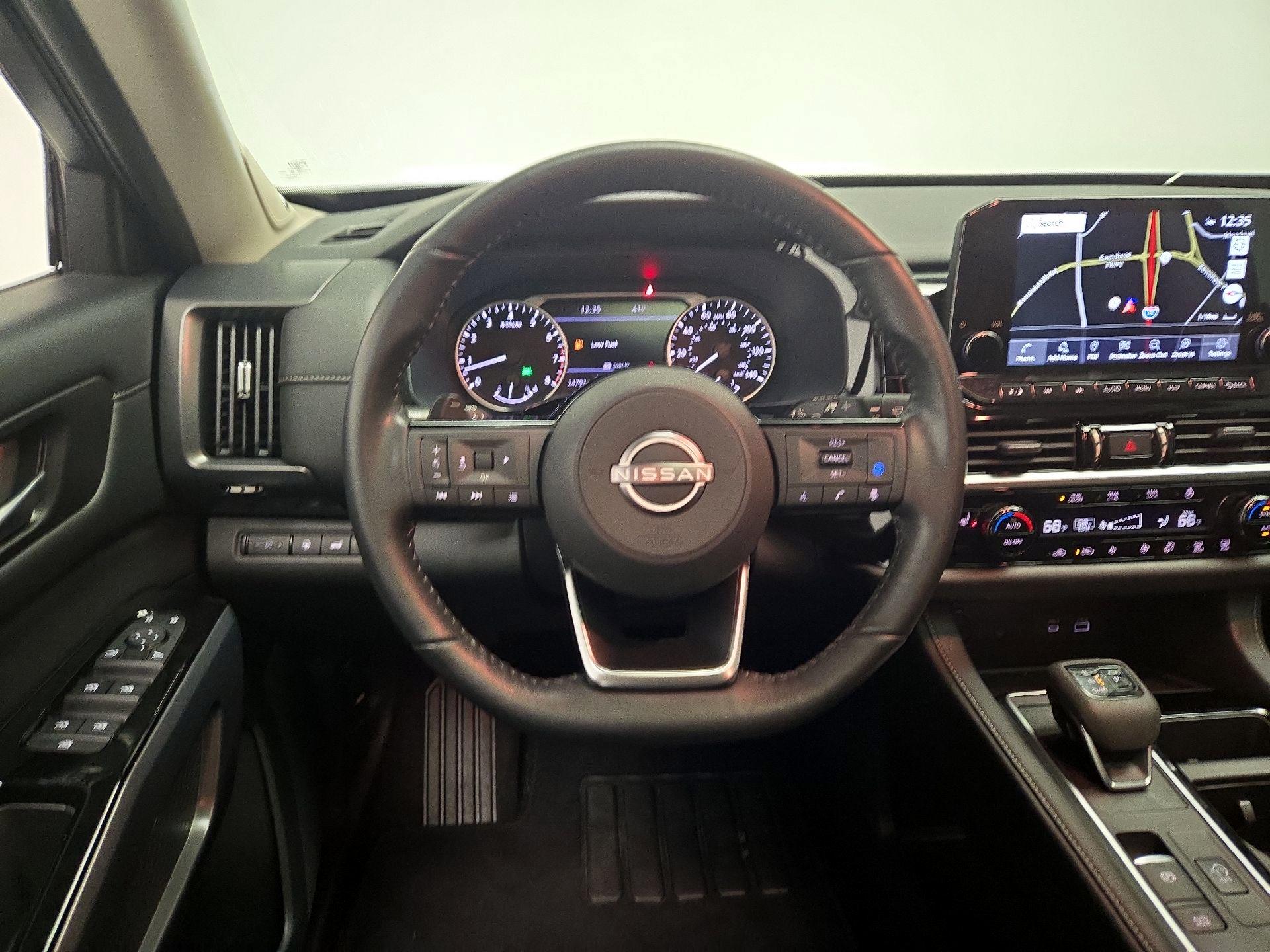 Thumbnail: 2023 Nissan Pathfinder - 10