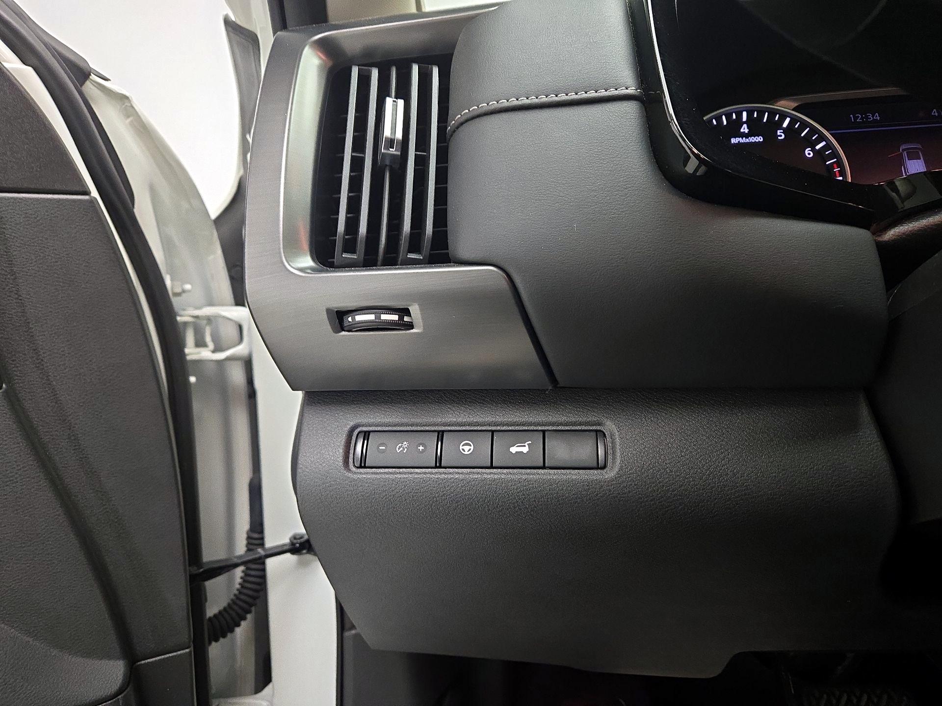 Thumbnail: 2023 Nissan Pathfinder - 13