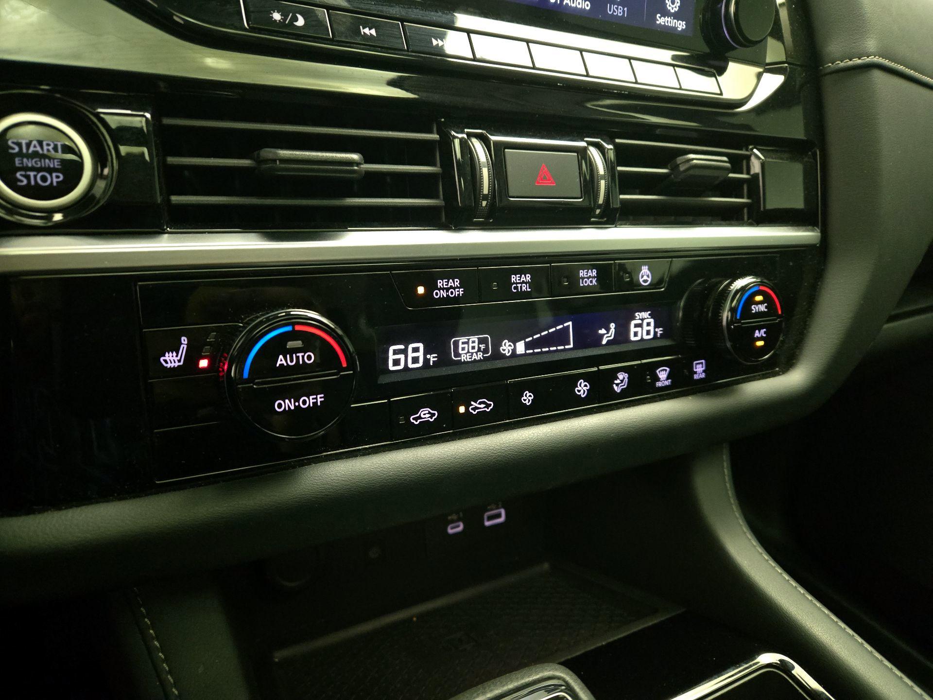 Thumbnail: 2023 Nissan Pathfinder - 17