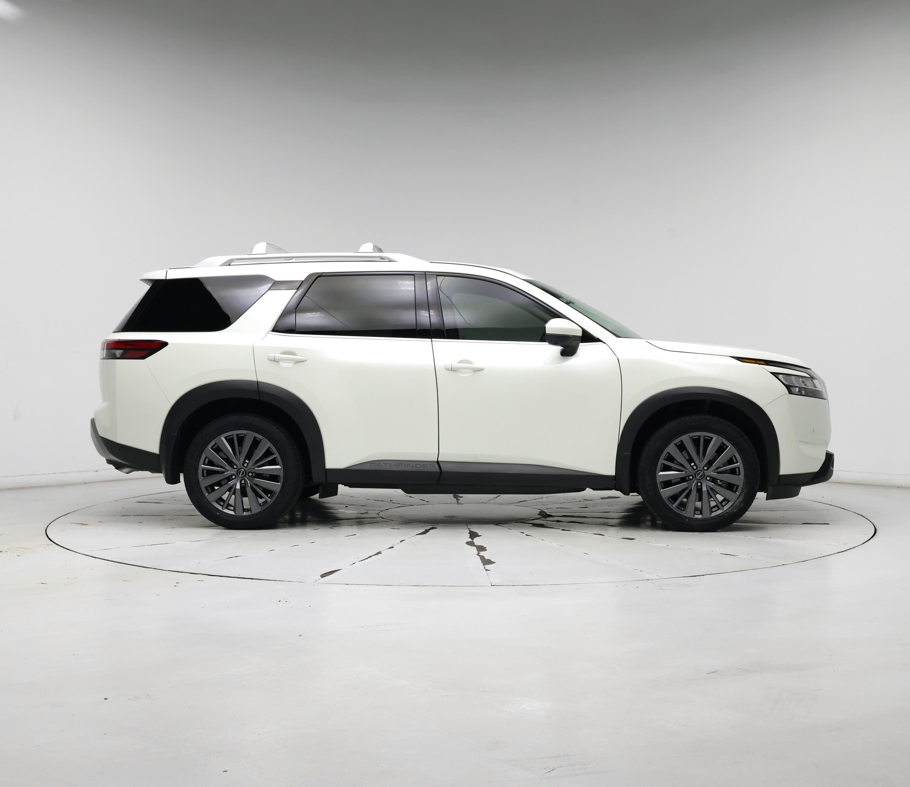 Thumbnail: 2023 Nissan Pathfinder - 7