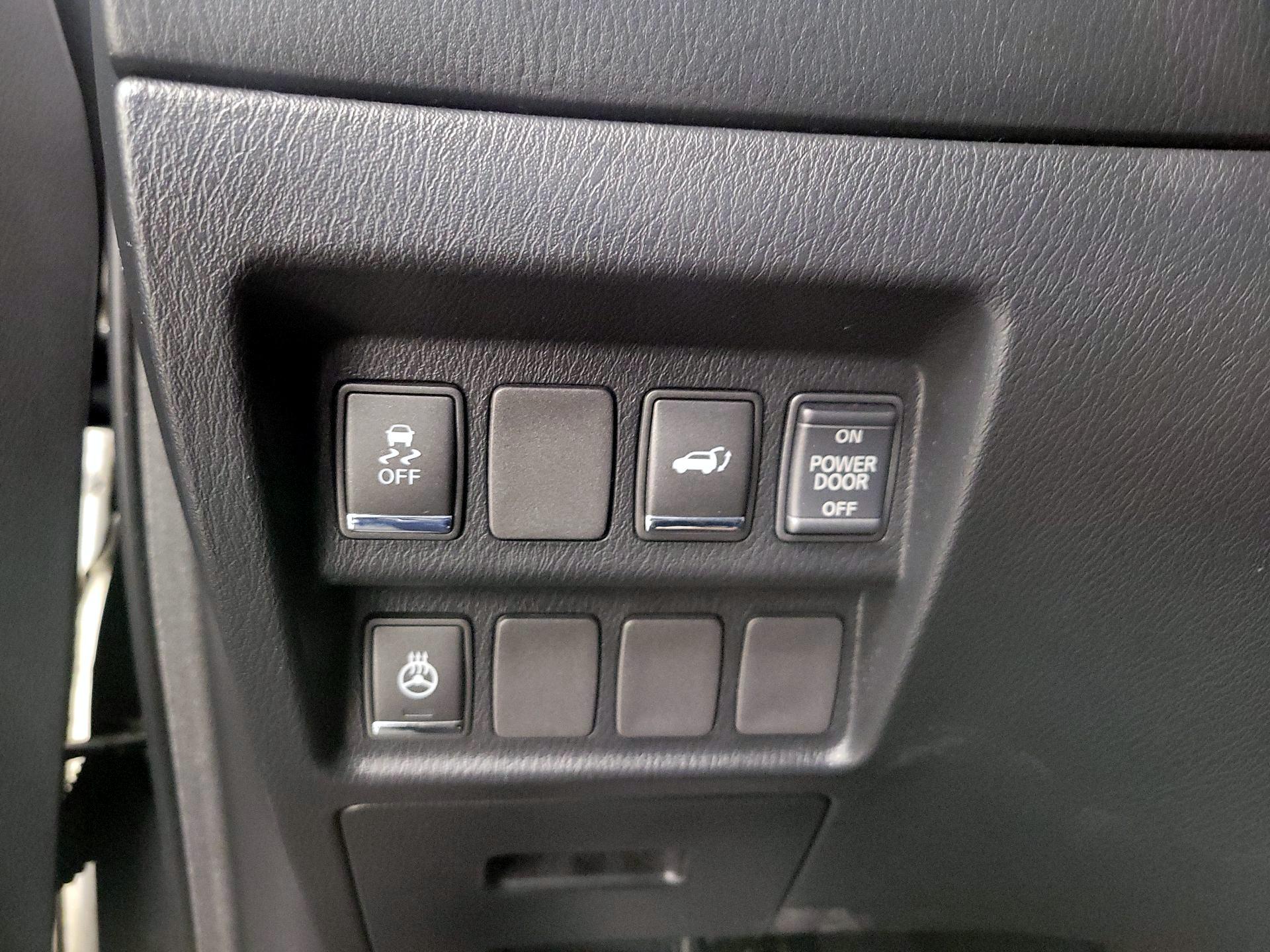 Thumbnail: 2017 INFINITI QX60 - 13