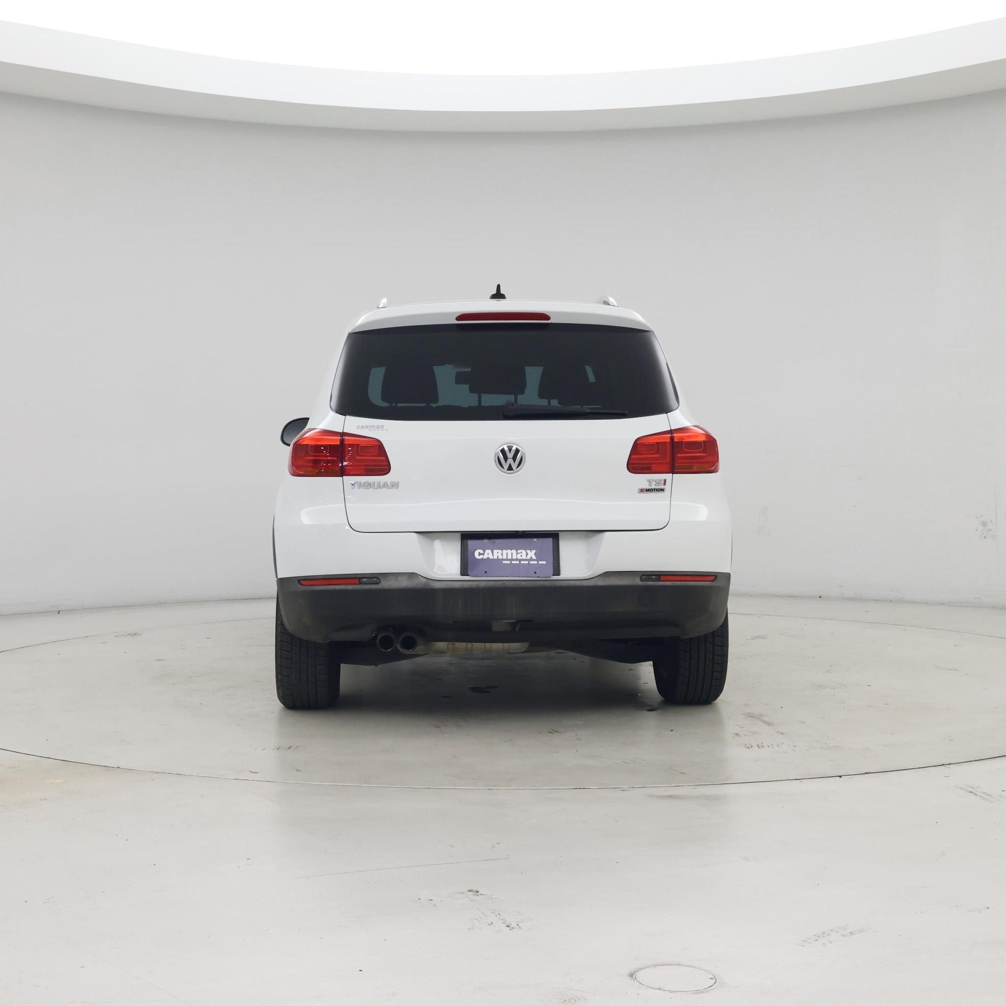 Thumbnail: 2017 Volkswagen Tiguan - 6