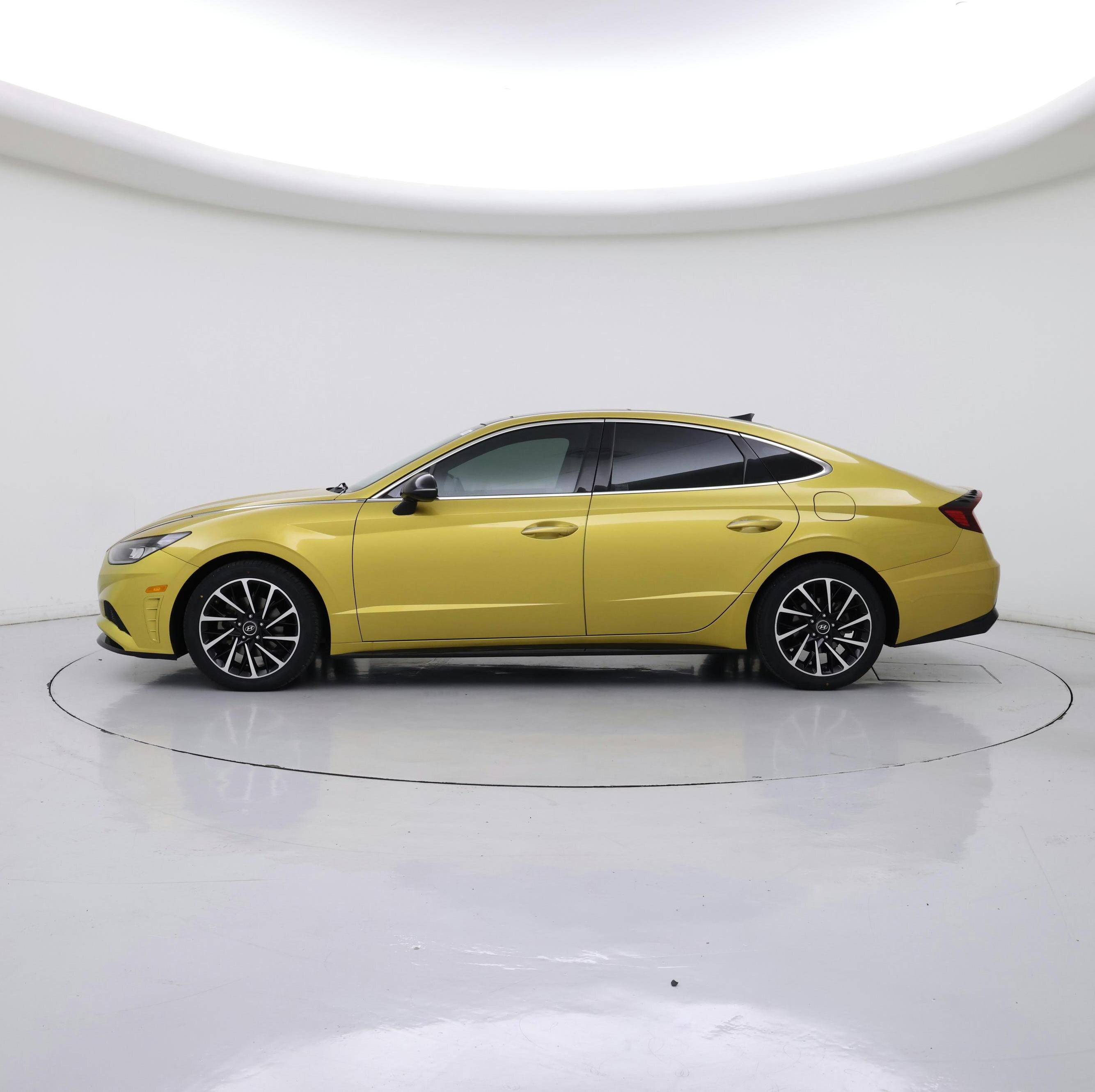 Thumbnail: 2020 Hyundai Sonata - 3