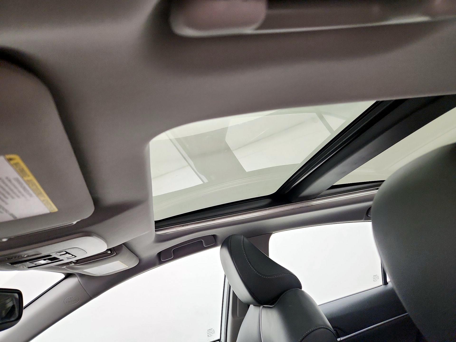 Thumbnail: 2023 Toyota Camry - 19