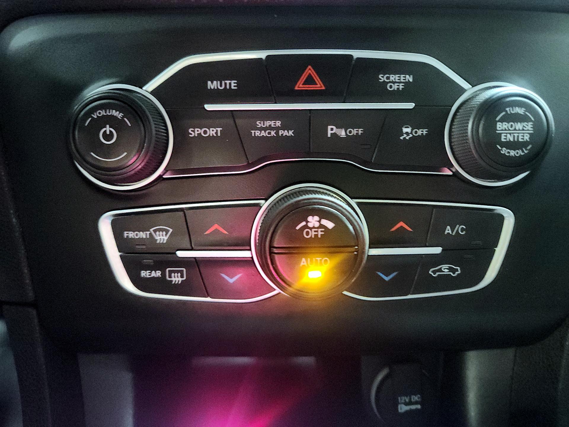 Thumbnail: 2021 Dodge Charger - 14