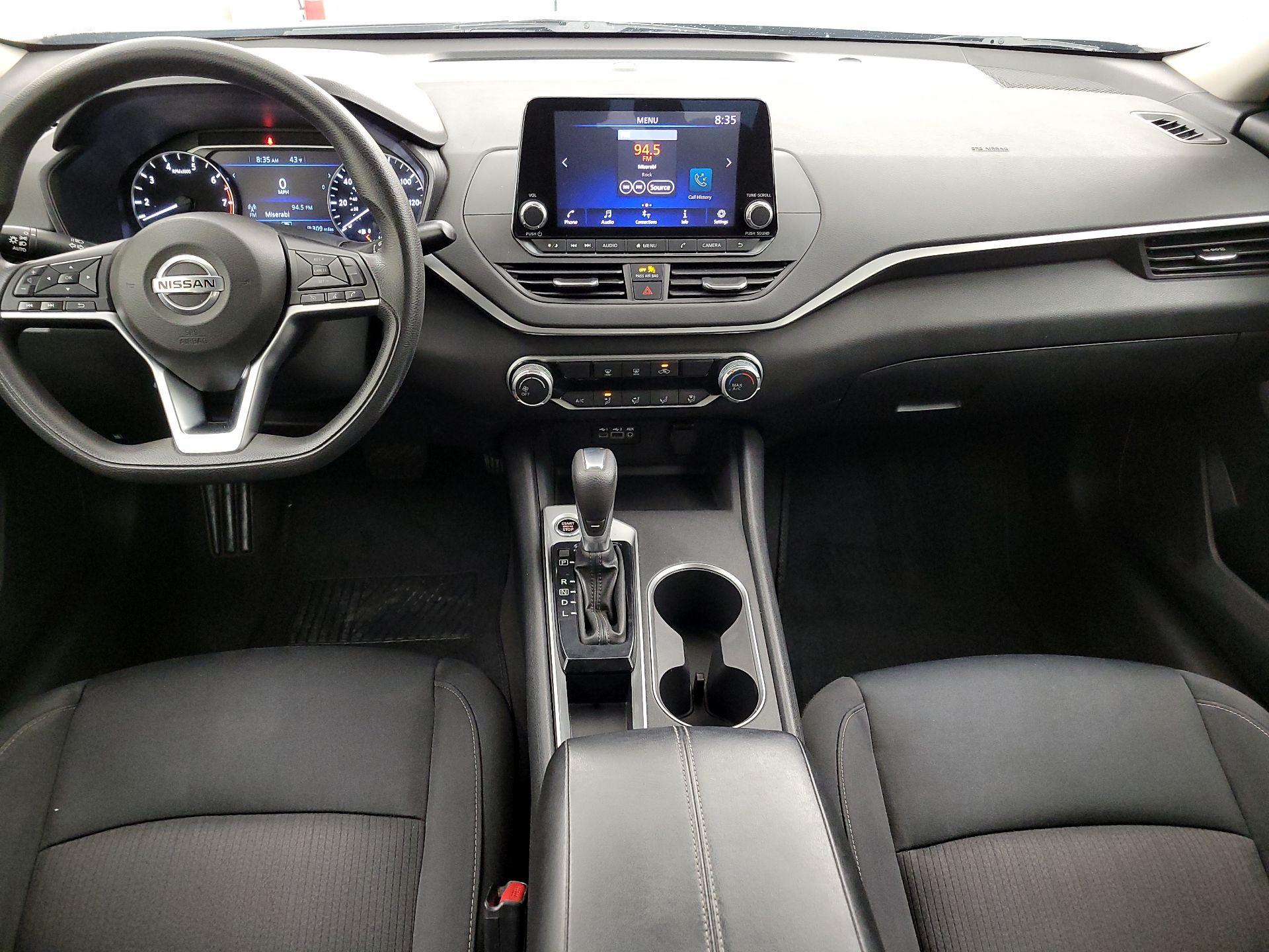 Thumbnail: 2022 Nissan Altima - 9