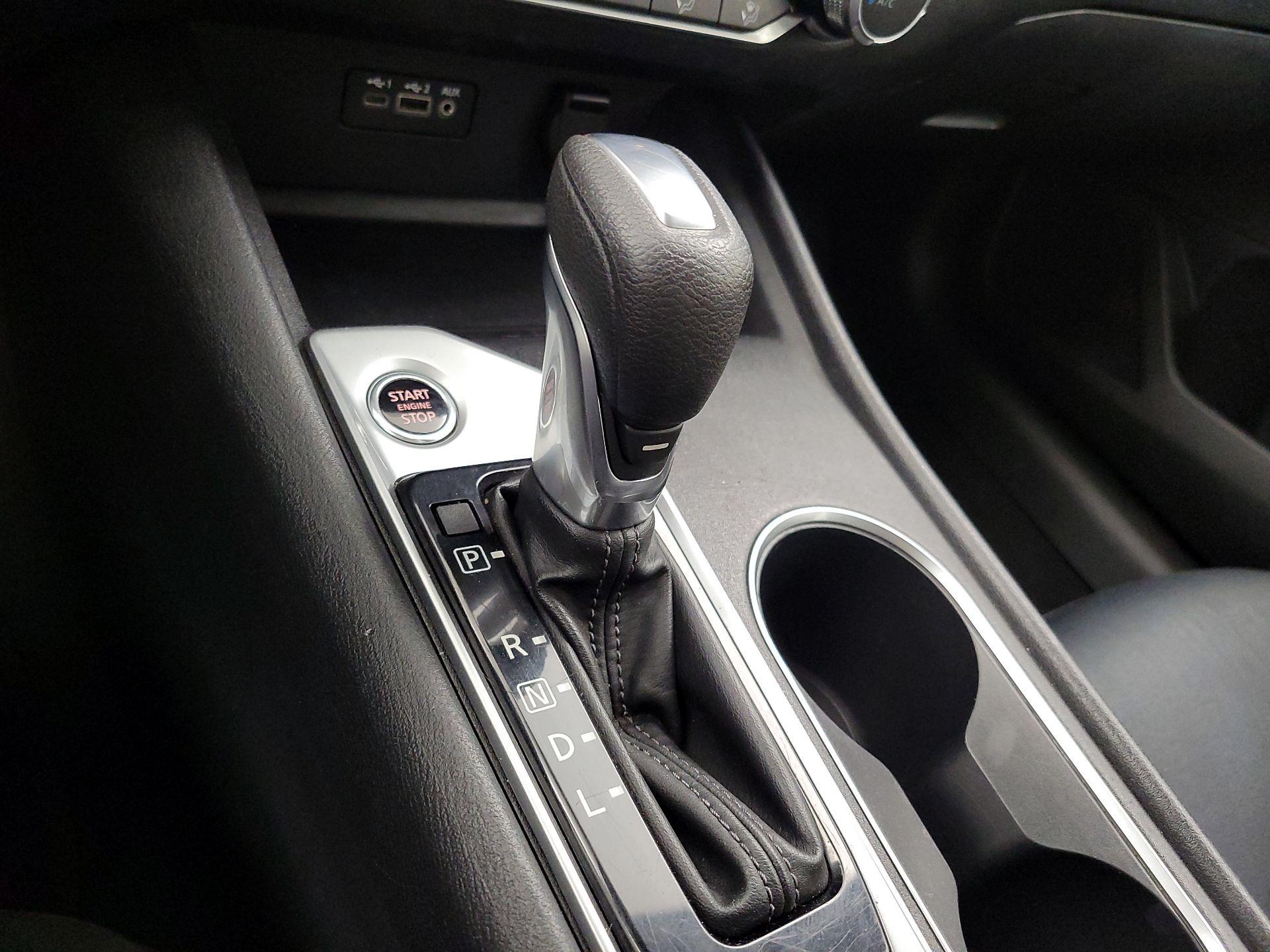 Thumbnail: 2022 Nissan Altima - 17