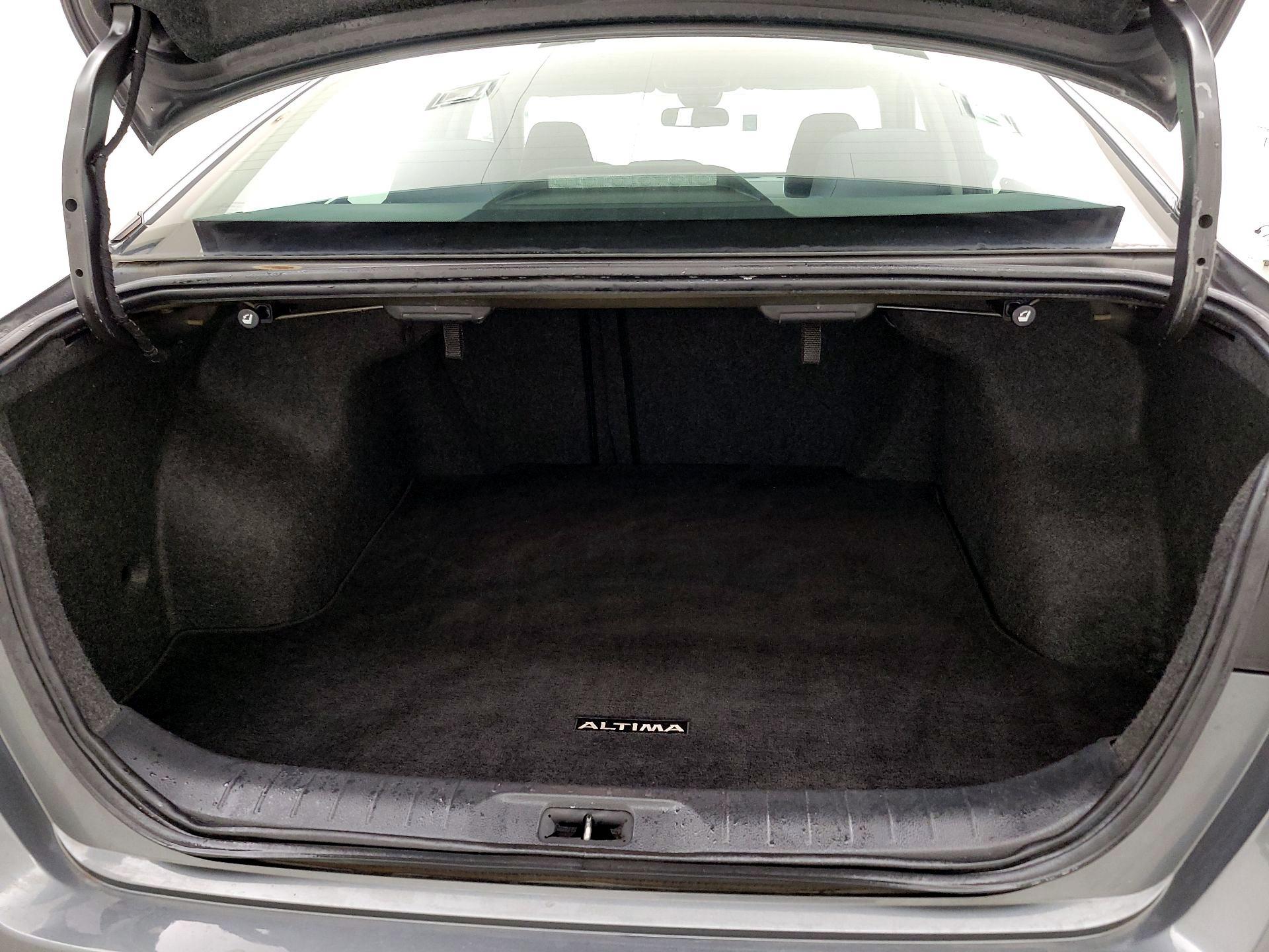 Thumbnail: 2022 Nissan Altima - 20