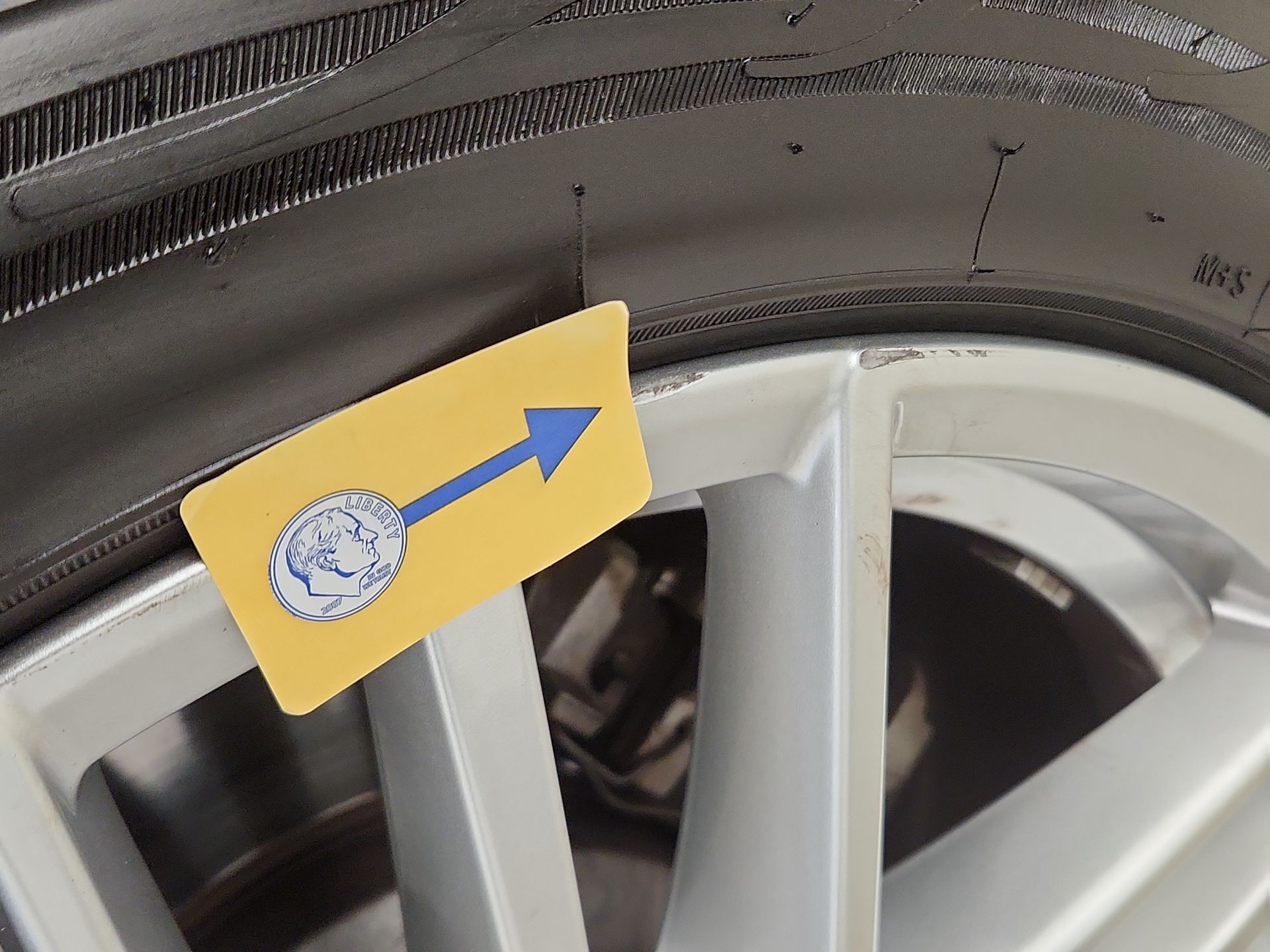 Thumbnail: 2025 BMW 5 Series - 19