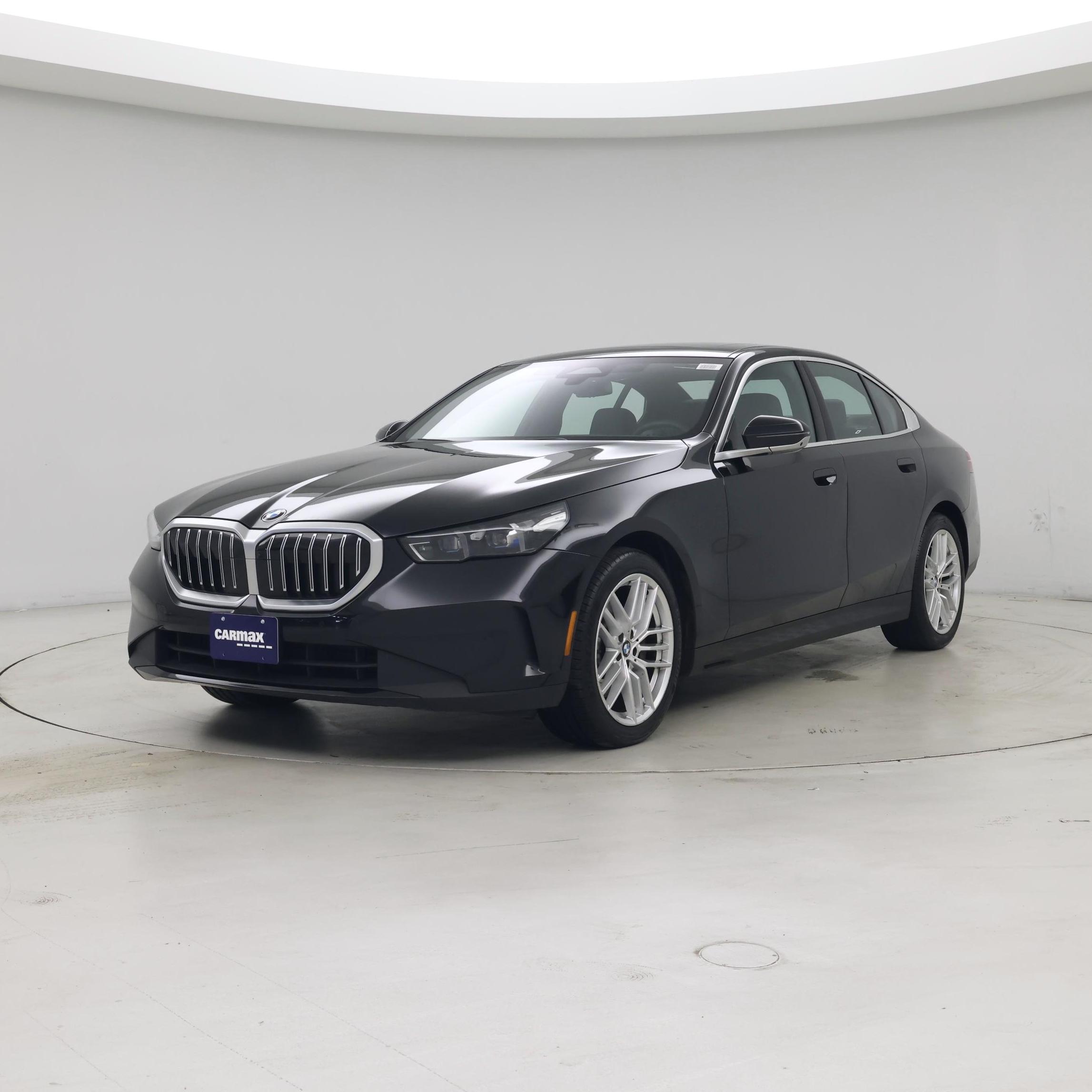 Thumbnail: 2025 BMW 5 Series - 4