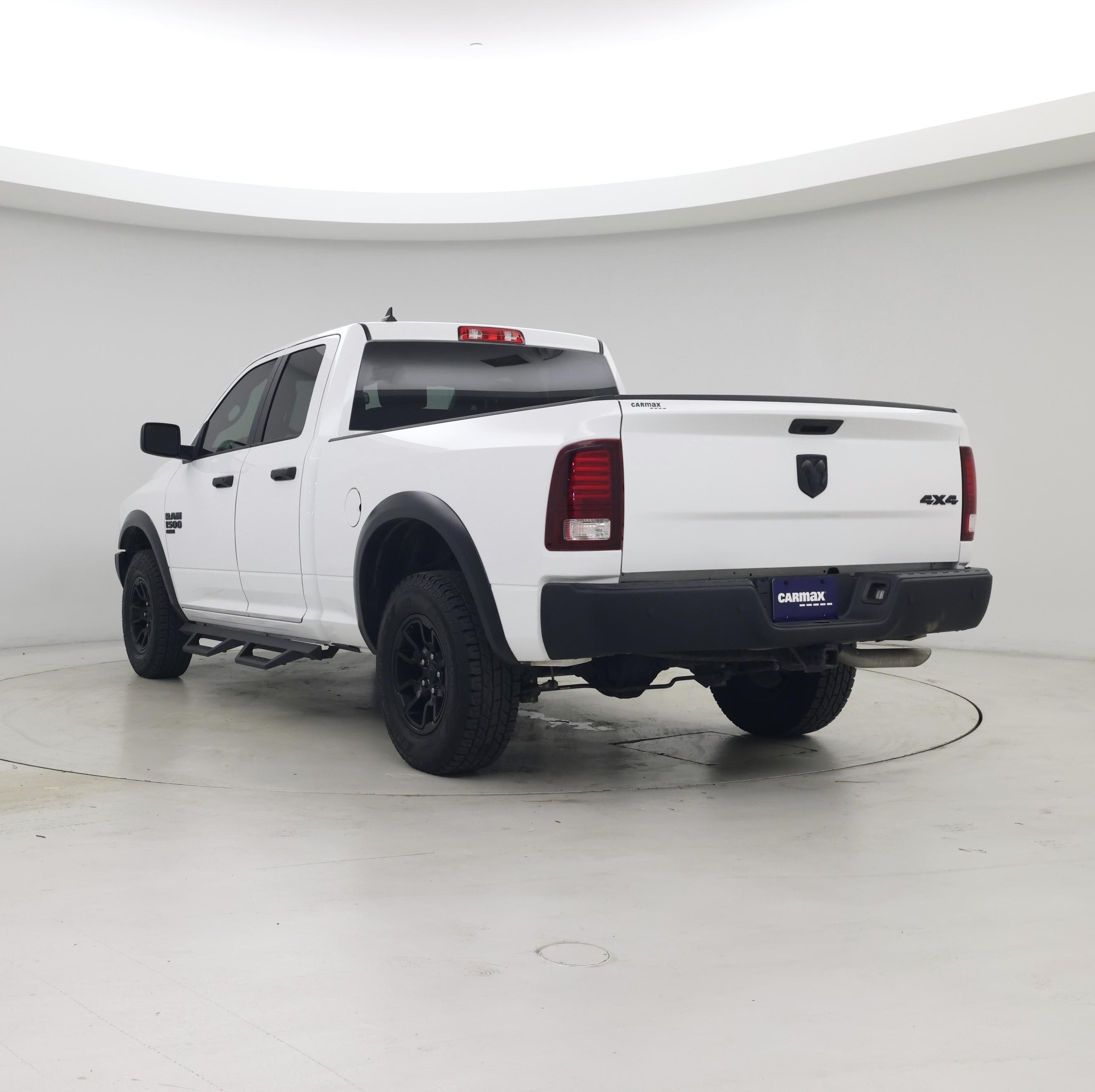 Thumbnail: 2024 RAM 1500 Classic - 2