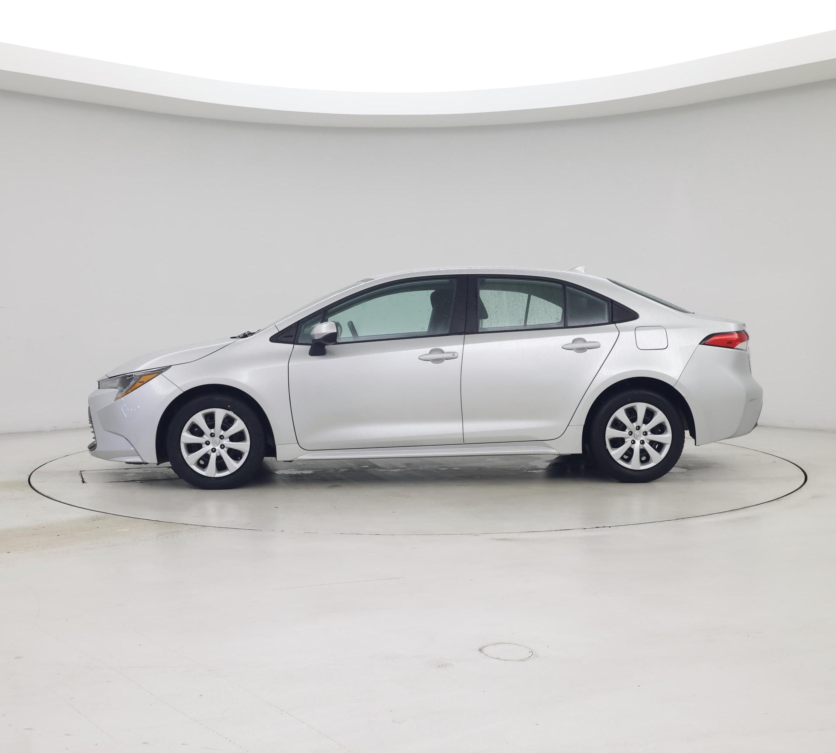 Thumbnail: 2024 Toyota Corolla - 3