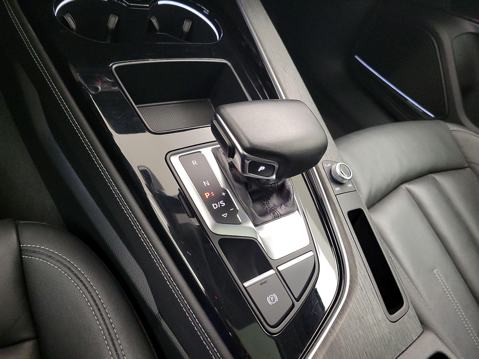 Thumbnail: 2023 Audi A4 - 18