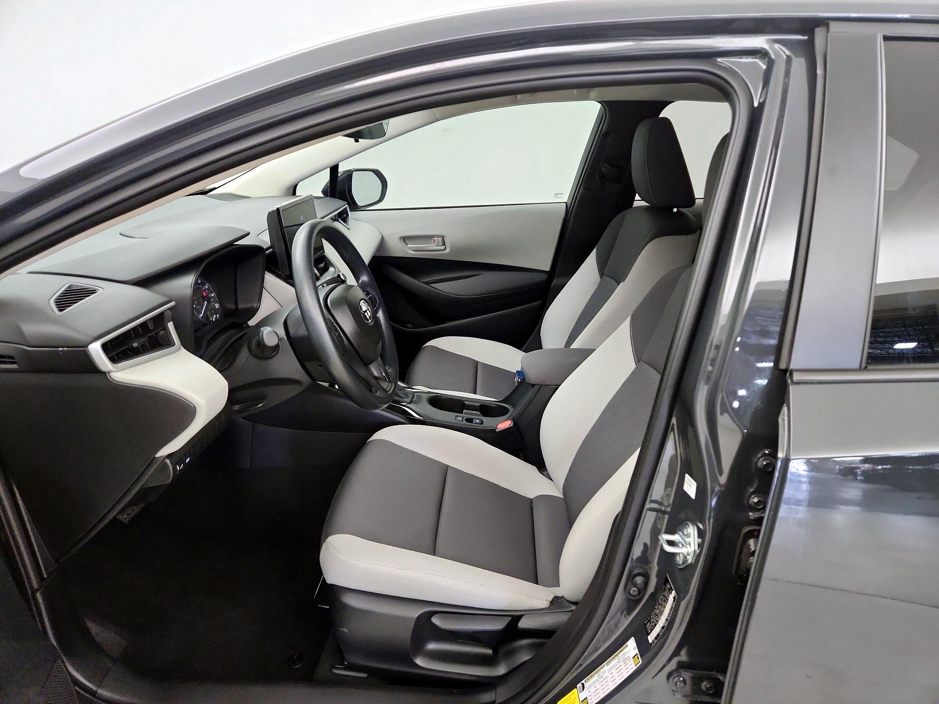 Thumbnail: 2025 Toyota Corolla - 11