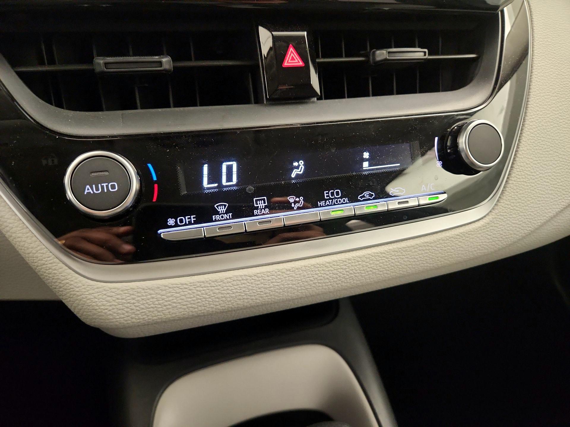 Thumbnail: 2025 Toyota Corolla - 16