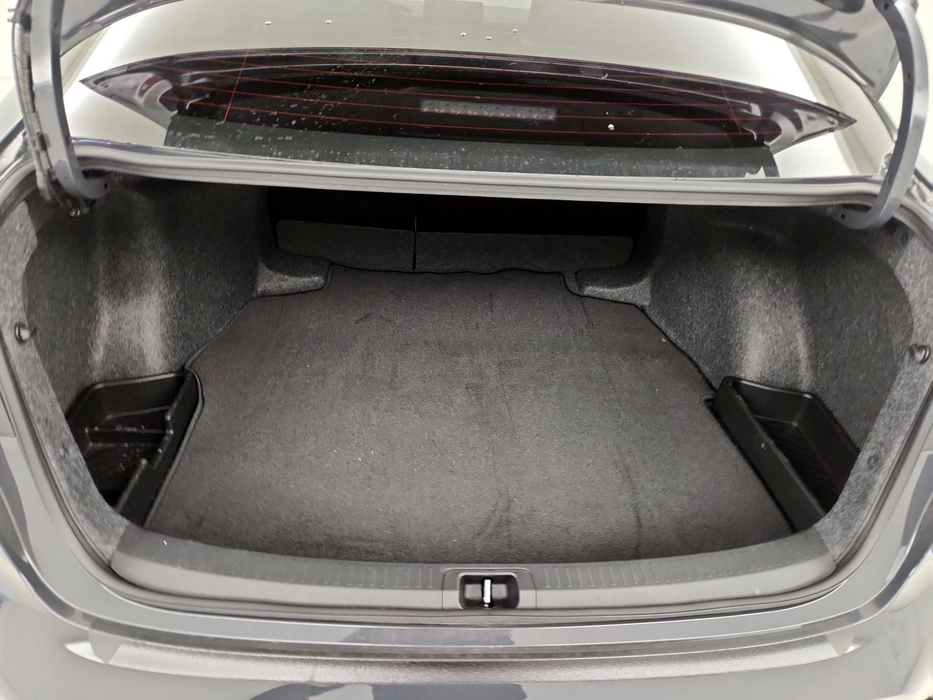 Thumbnail: 2025 Toyota Corolla - 20