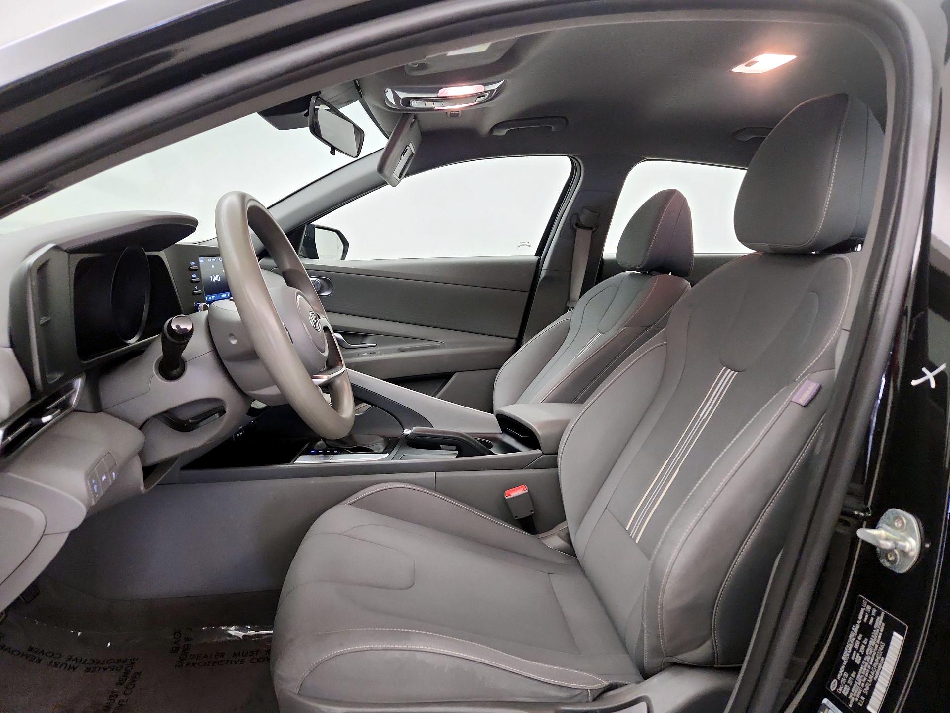 Thumbnail: 2021 Hyundai Elantra - 11