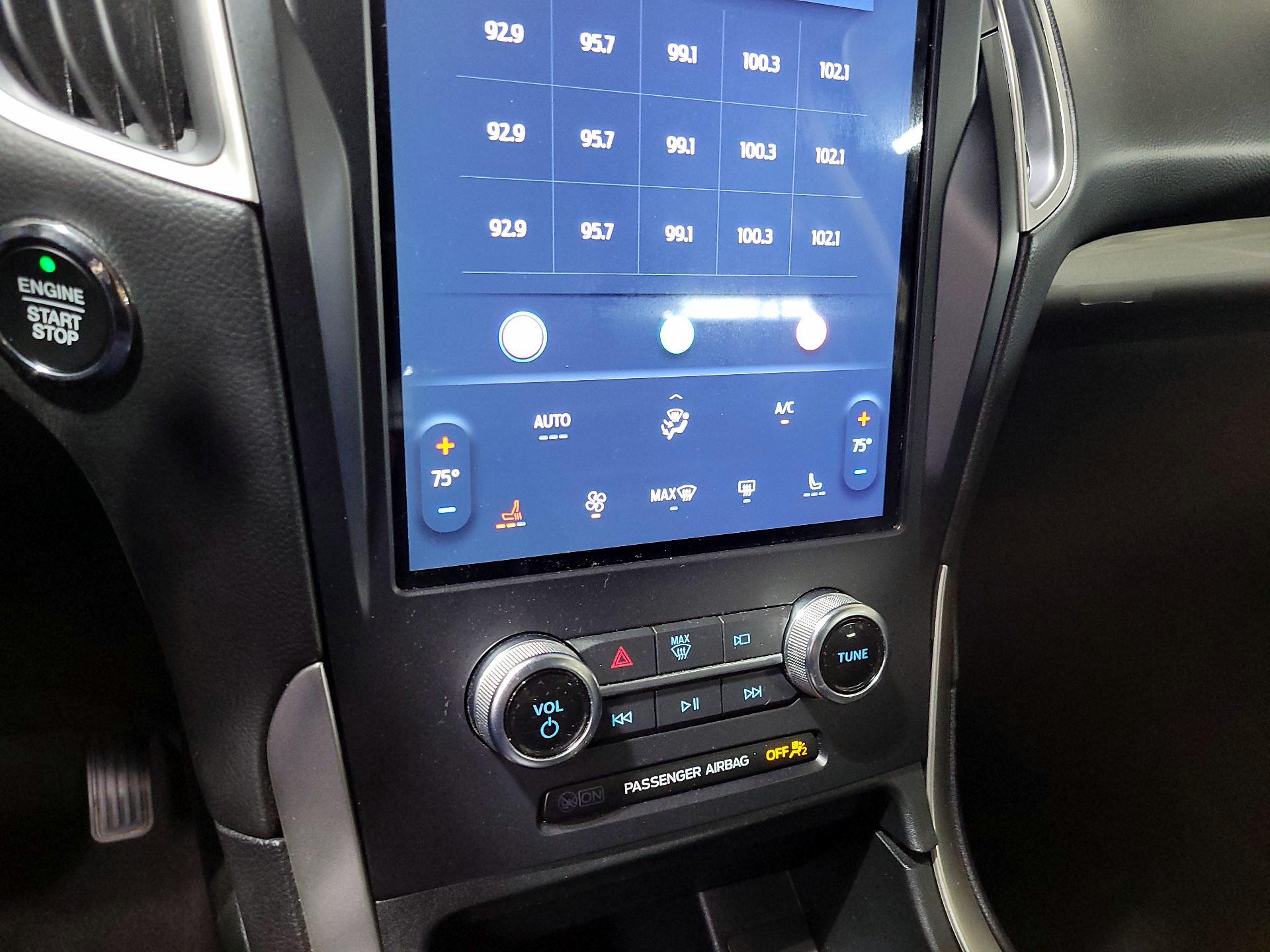 Thumbnail: 2024 Ford Edge - 16