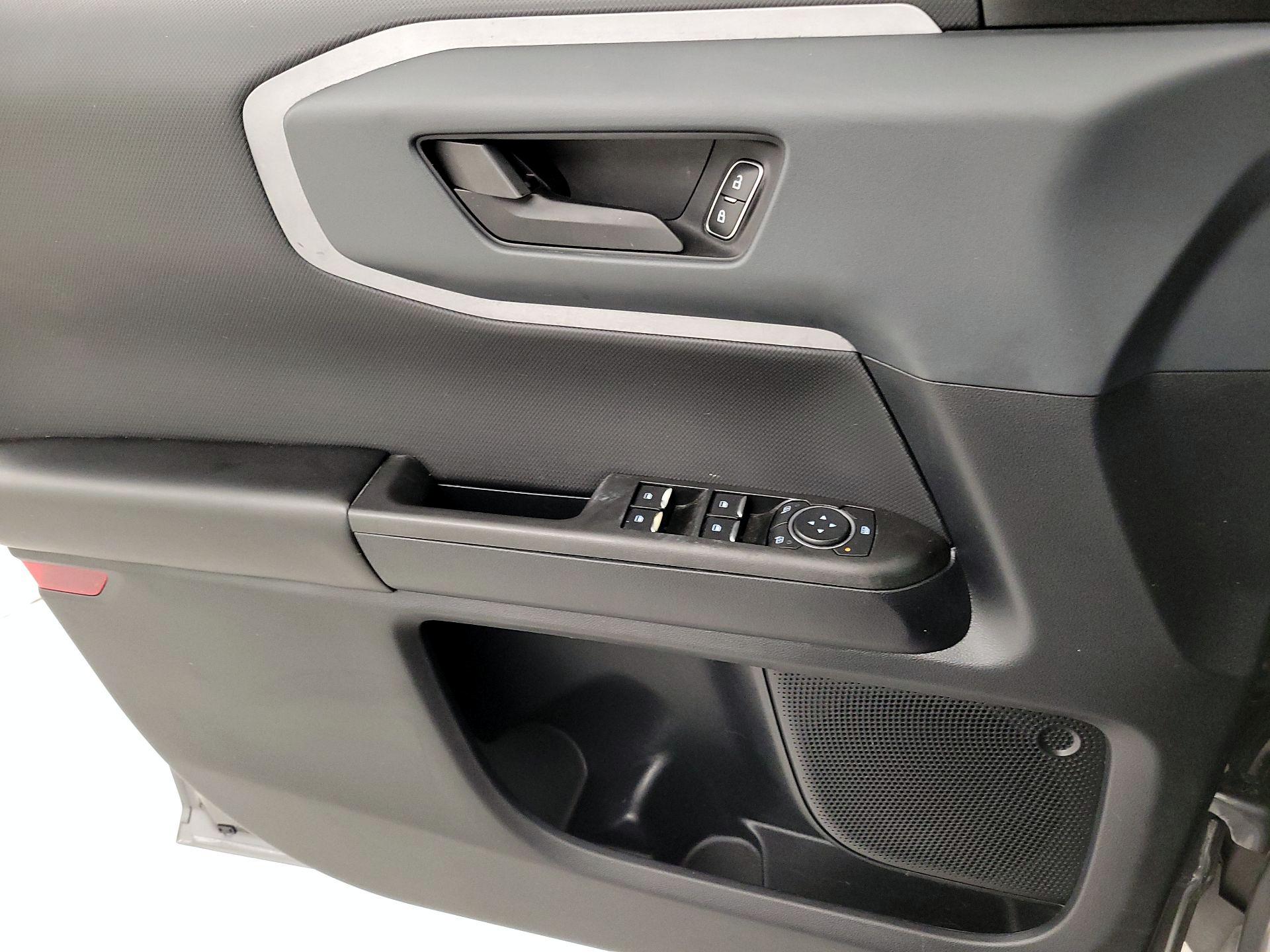 Thumbnail: 2021 Ford Bronco Sport - 12