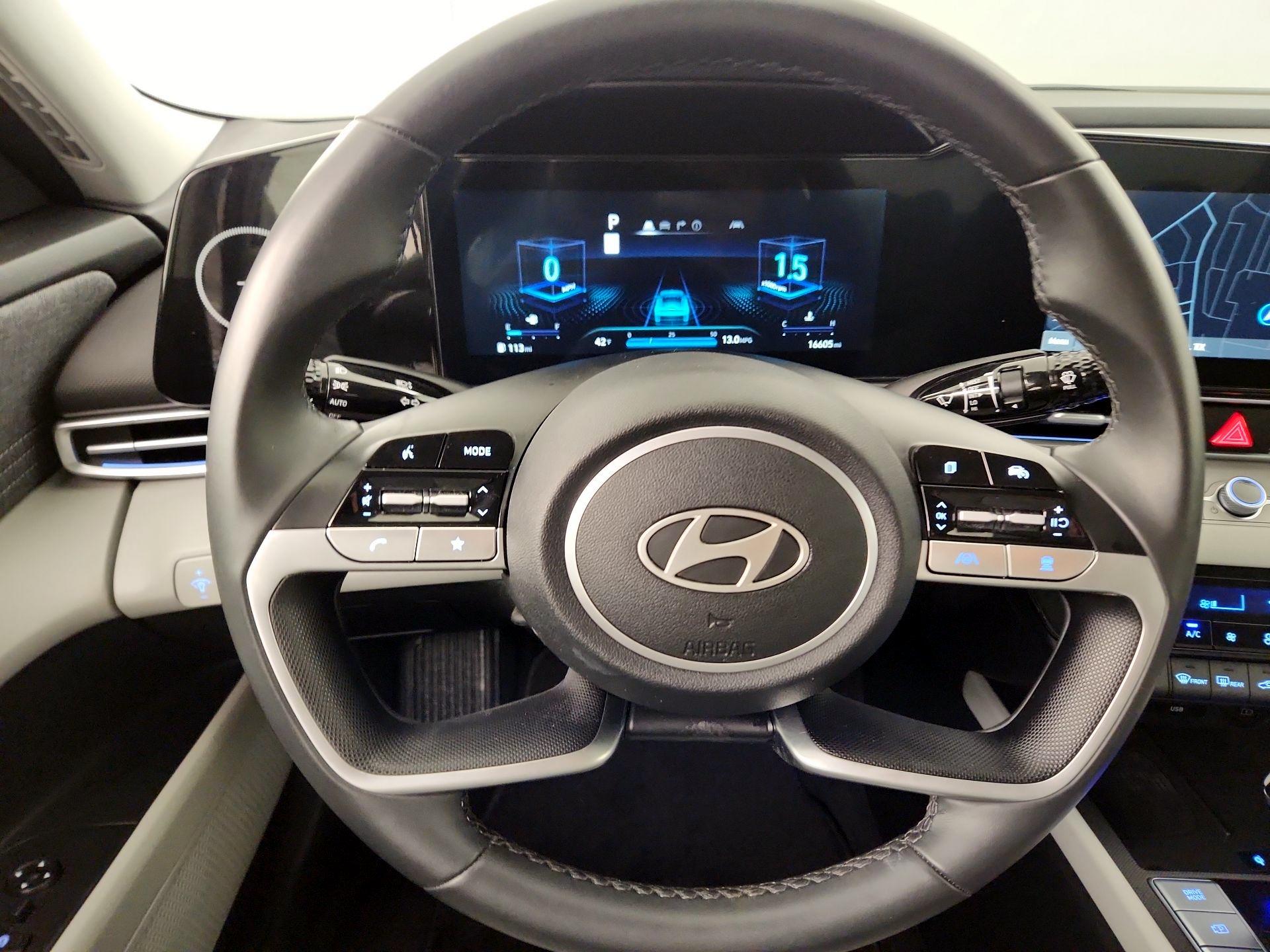 Thumbnail: 2025 Hyundai Elantra - 10