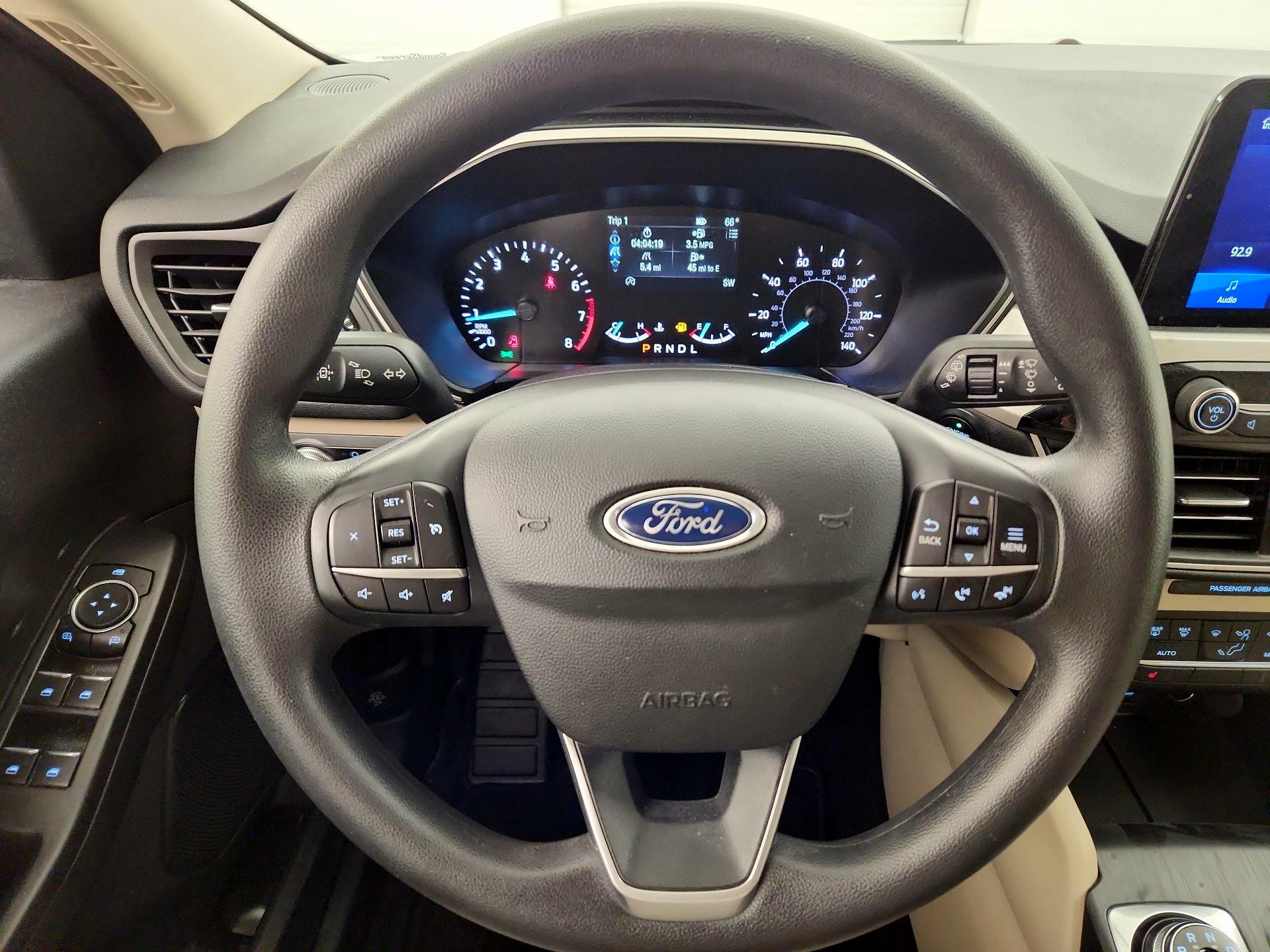 Thumbnail: 2020 Ford Escape - 10