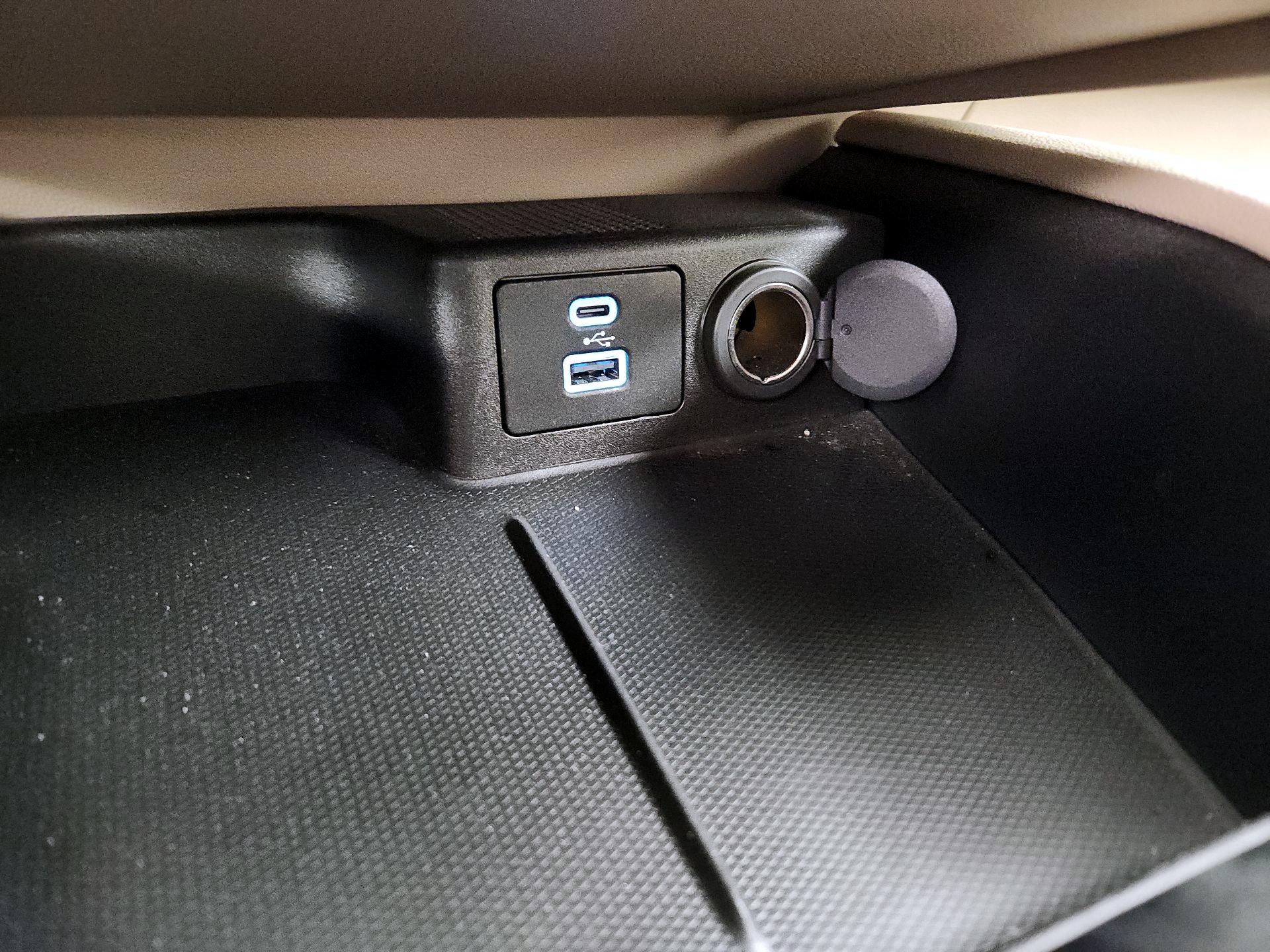 Thumbnail: 2020 Ford Escape - 18