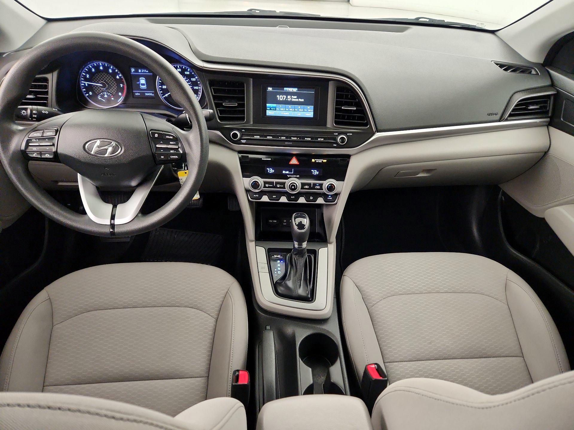 Thumbnail: 2020 Hyundai Elantra - 9